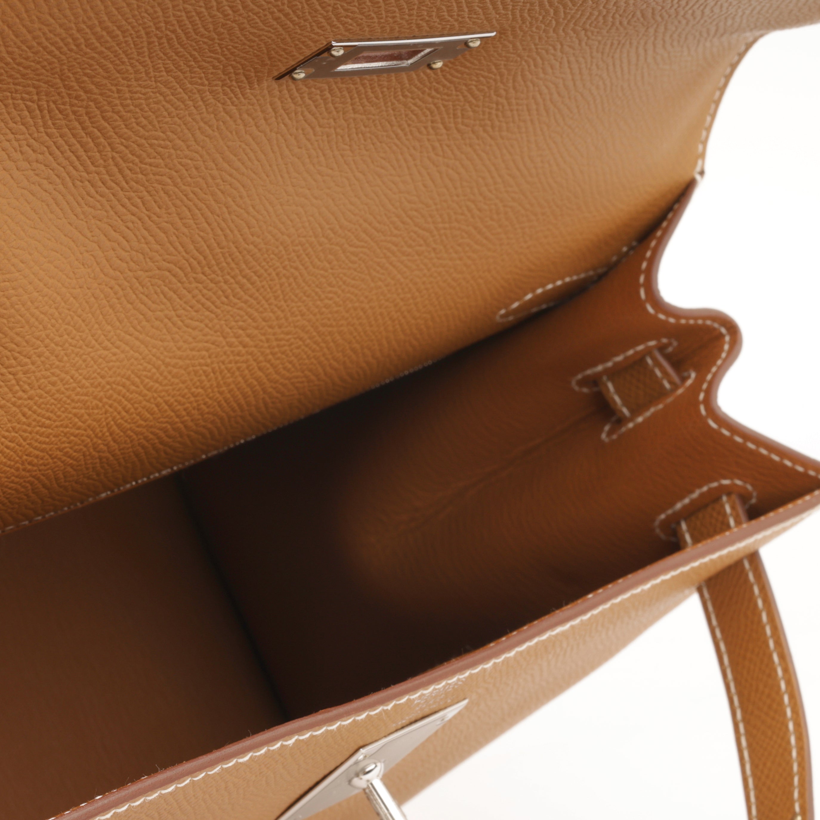Kelly 28 - Gold Epsom PHW