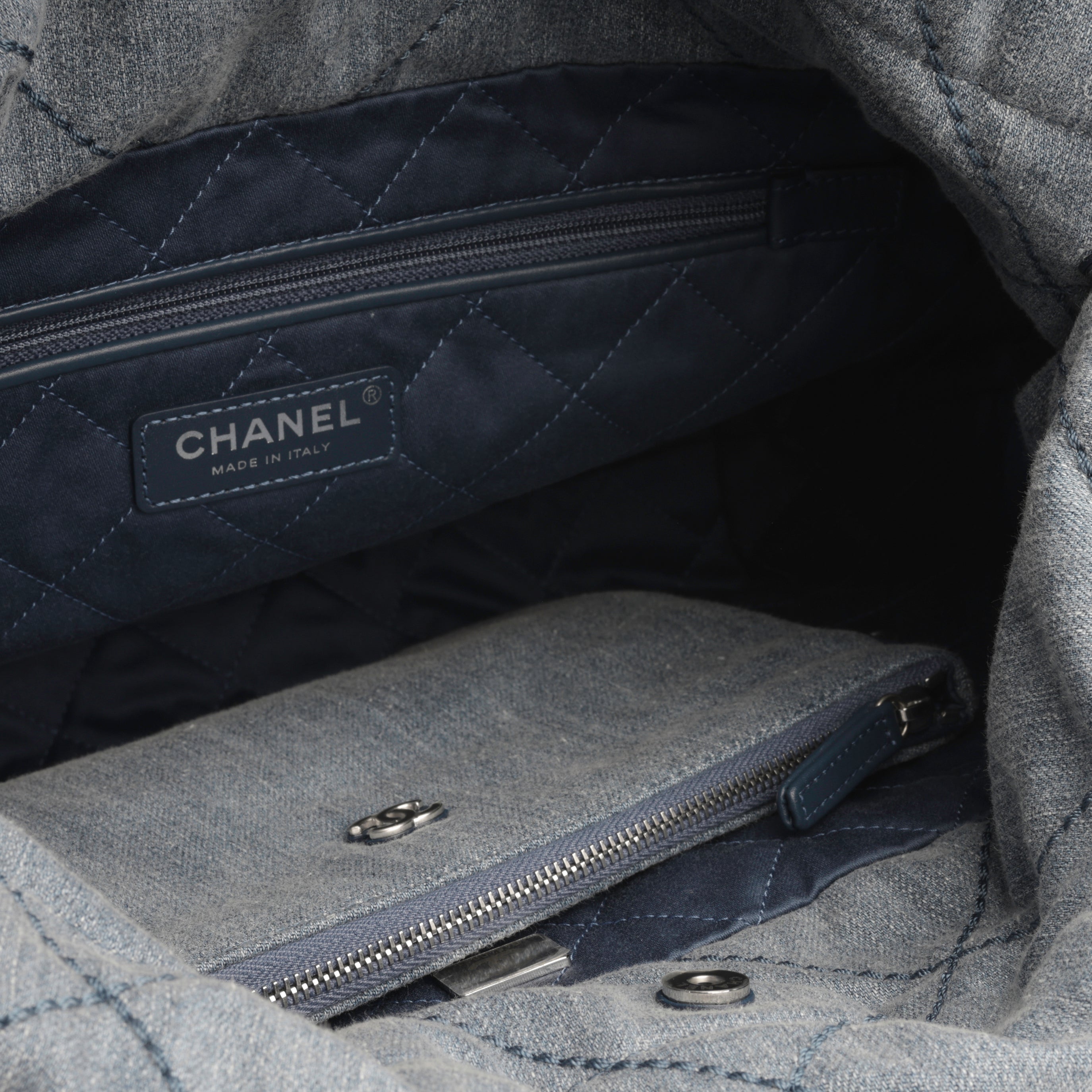 Small 22 Tote - Blue denim