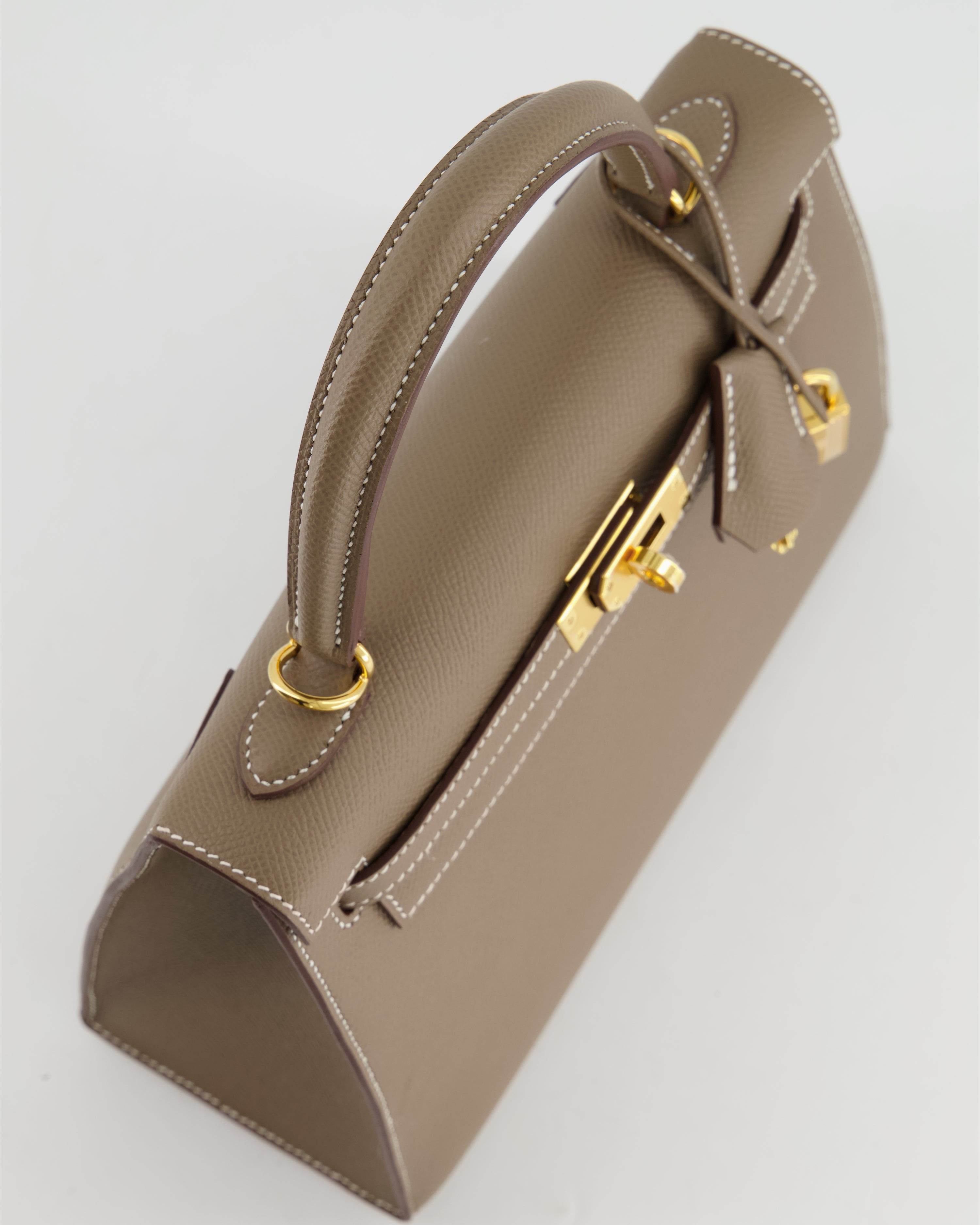 *HOLY GRAIL* Hermès Kelly 25 Sellier Bag in Etoupe Epsom Leather and Gold Hardware