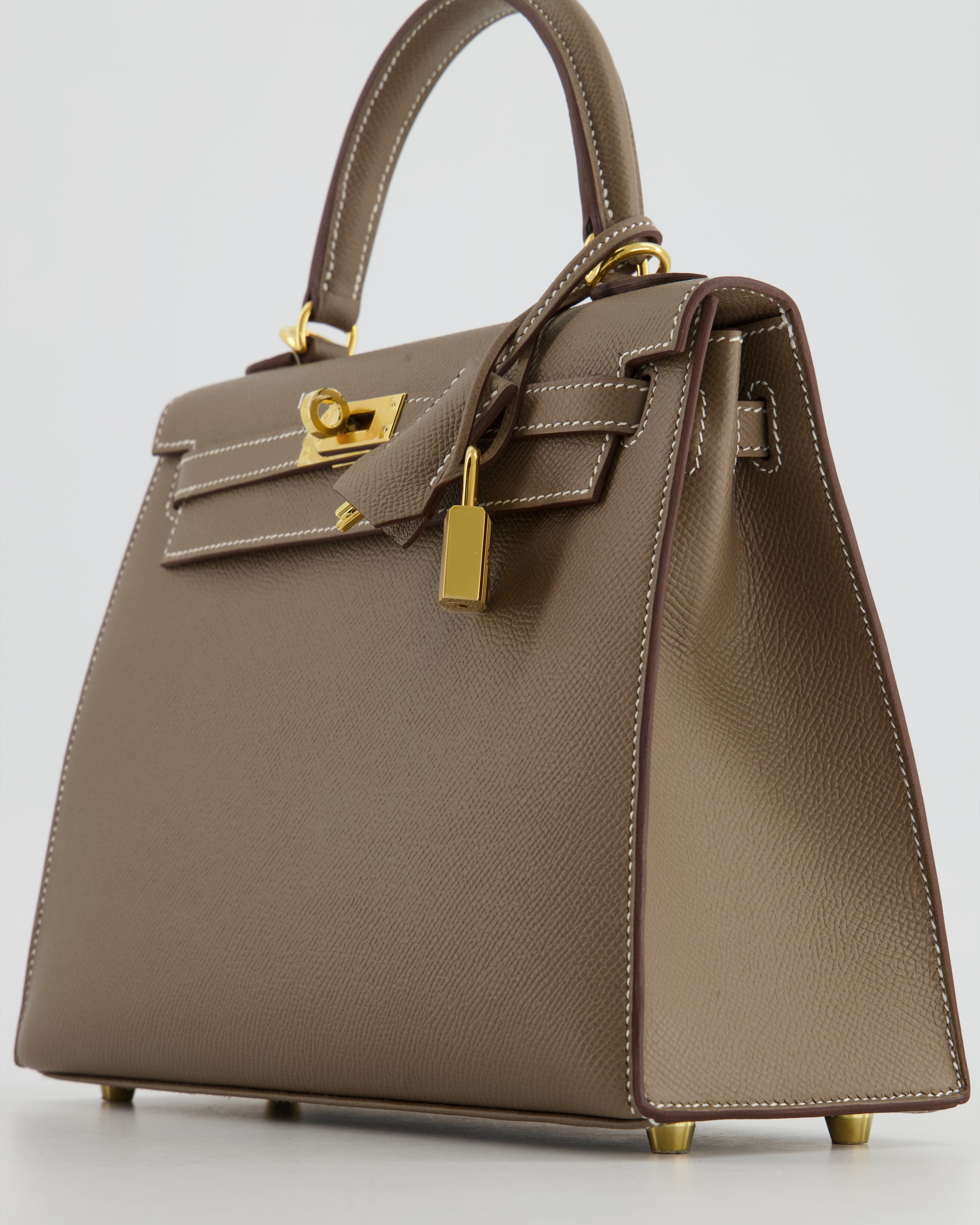 *HOLY GRAIL* Hermès Kelly 25 Sellier Bag in Etoupe Epsom Leather and Gold Hardware