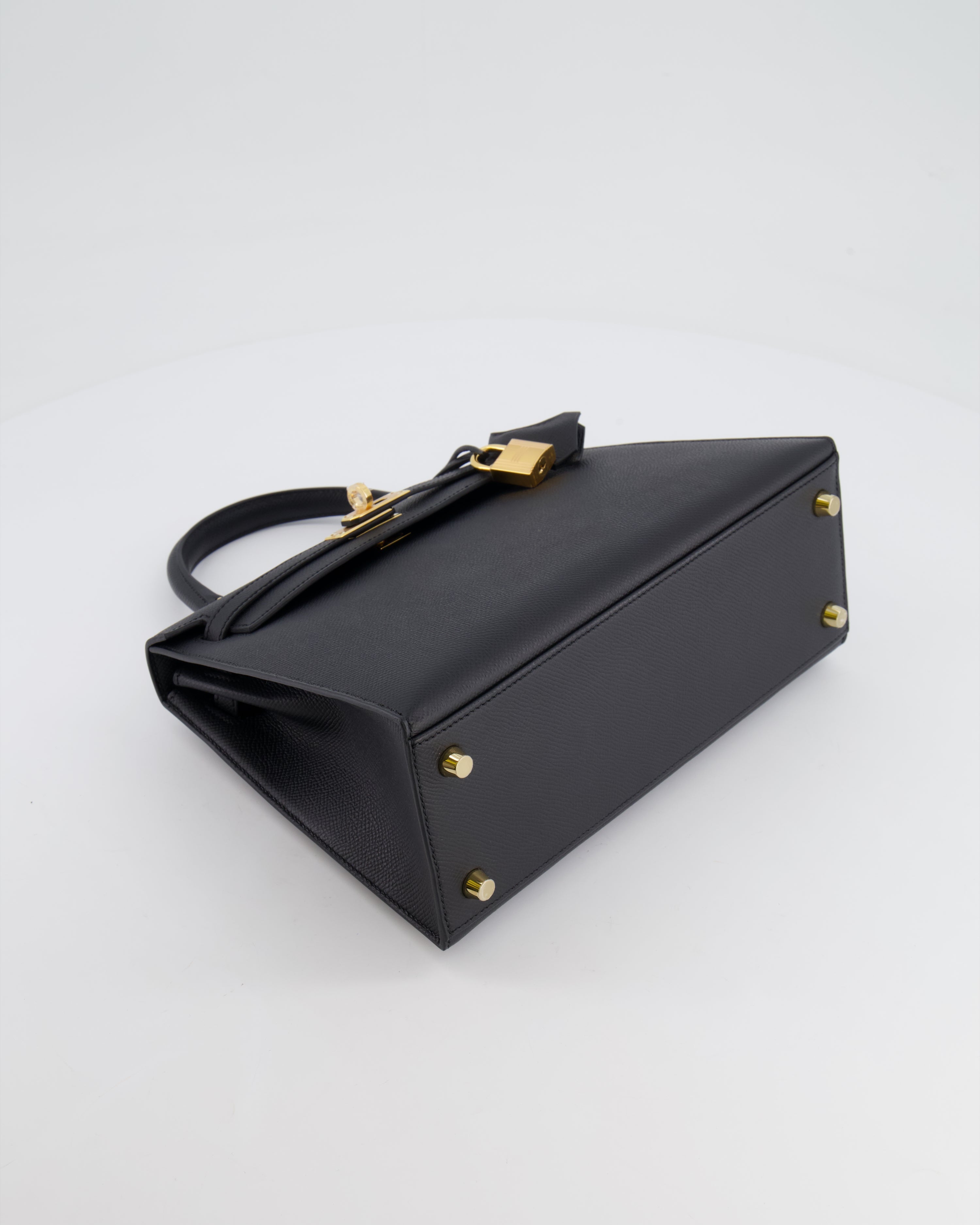*HOLY GRAIL* Hermès Kelly 25 Sellier Bag in Noir Epsom Leather with Gold Hardware