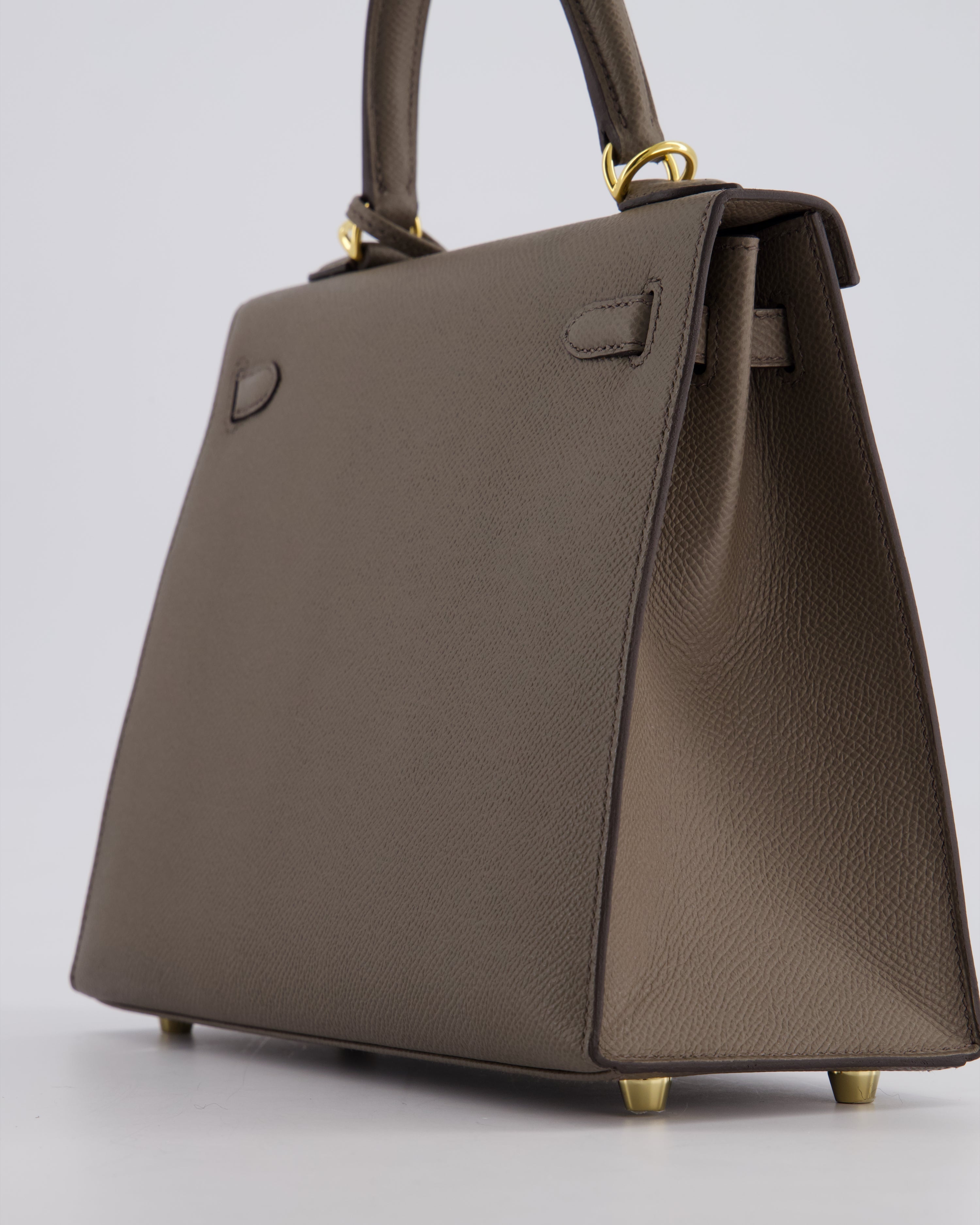 *RARE* Hermès Kelly 25 Sellier Bag in Gris Etain Epsom Leather with Gold Hardware
