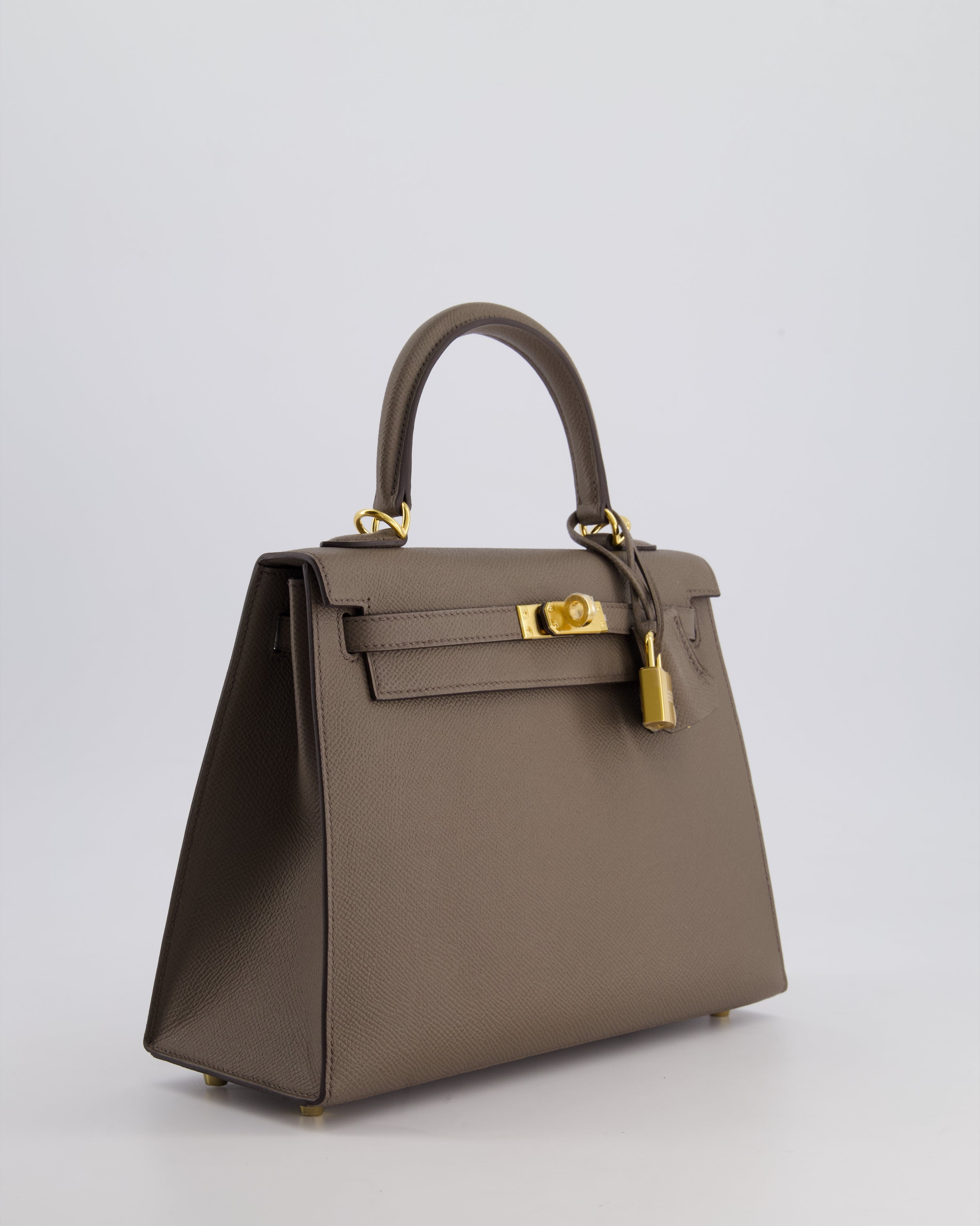 *RARE* Hermès Kelly 25 Sellier Bag in Gris Etain Epsom Leather with Gold Hardware