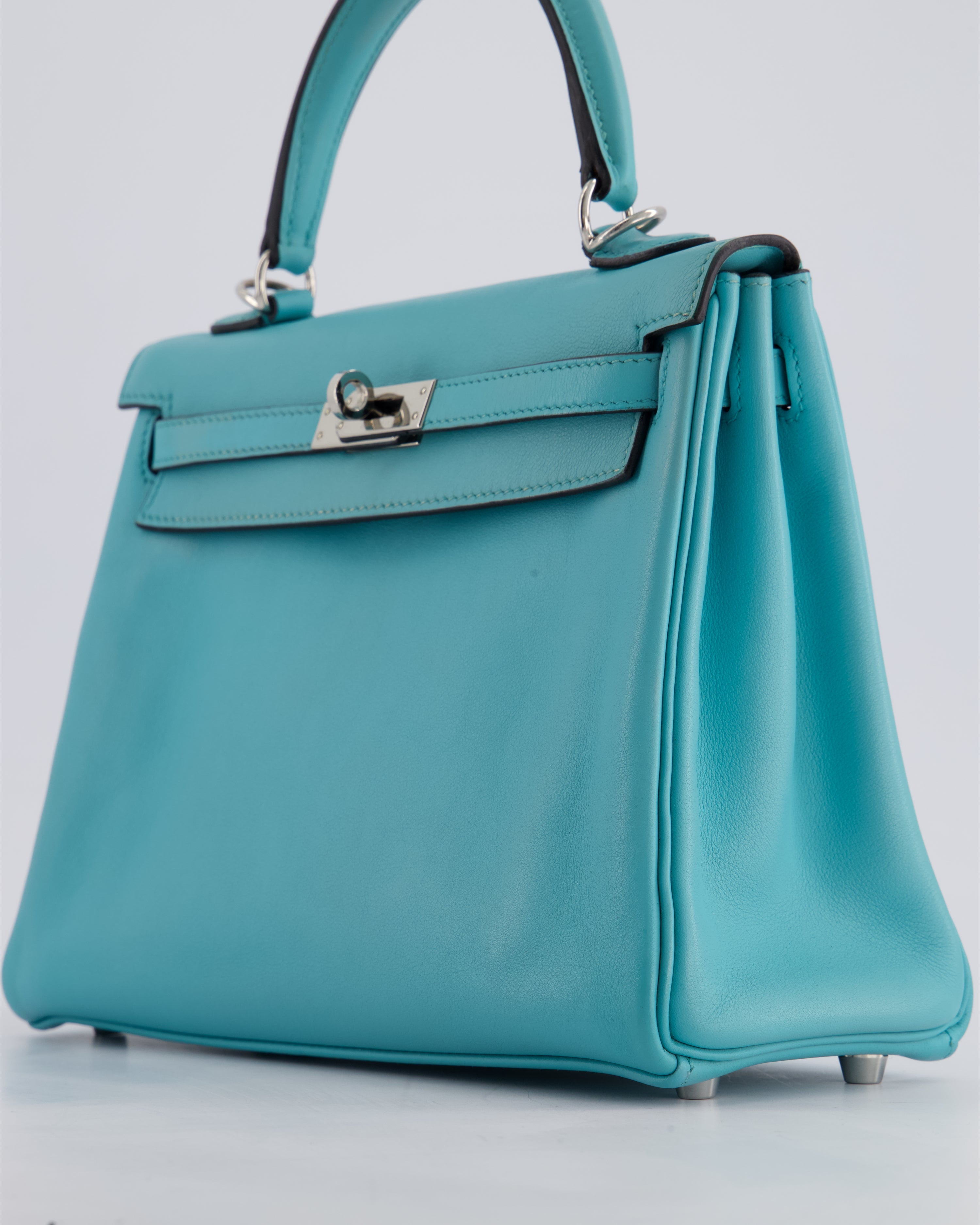 Hermès Kelly 25 Retourne Bag in Bleu Atoll Swift Leather with Palladium Hardware