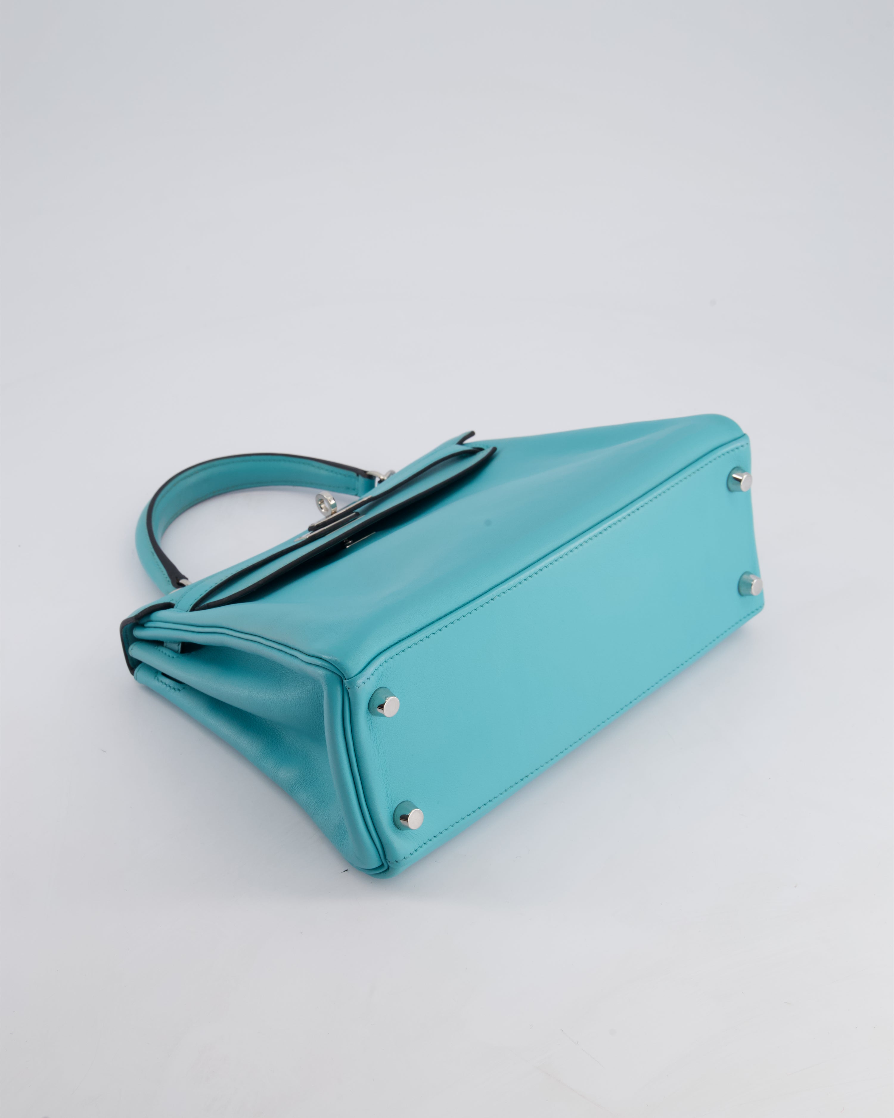Hermès Kelly 25 Retourne Bag in Bleu Atoll Swift Leather with Palladium Hardware
