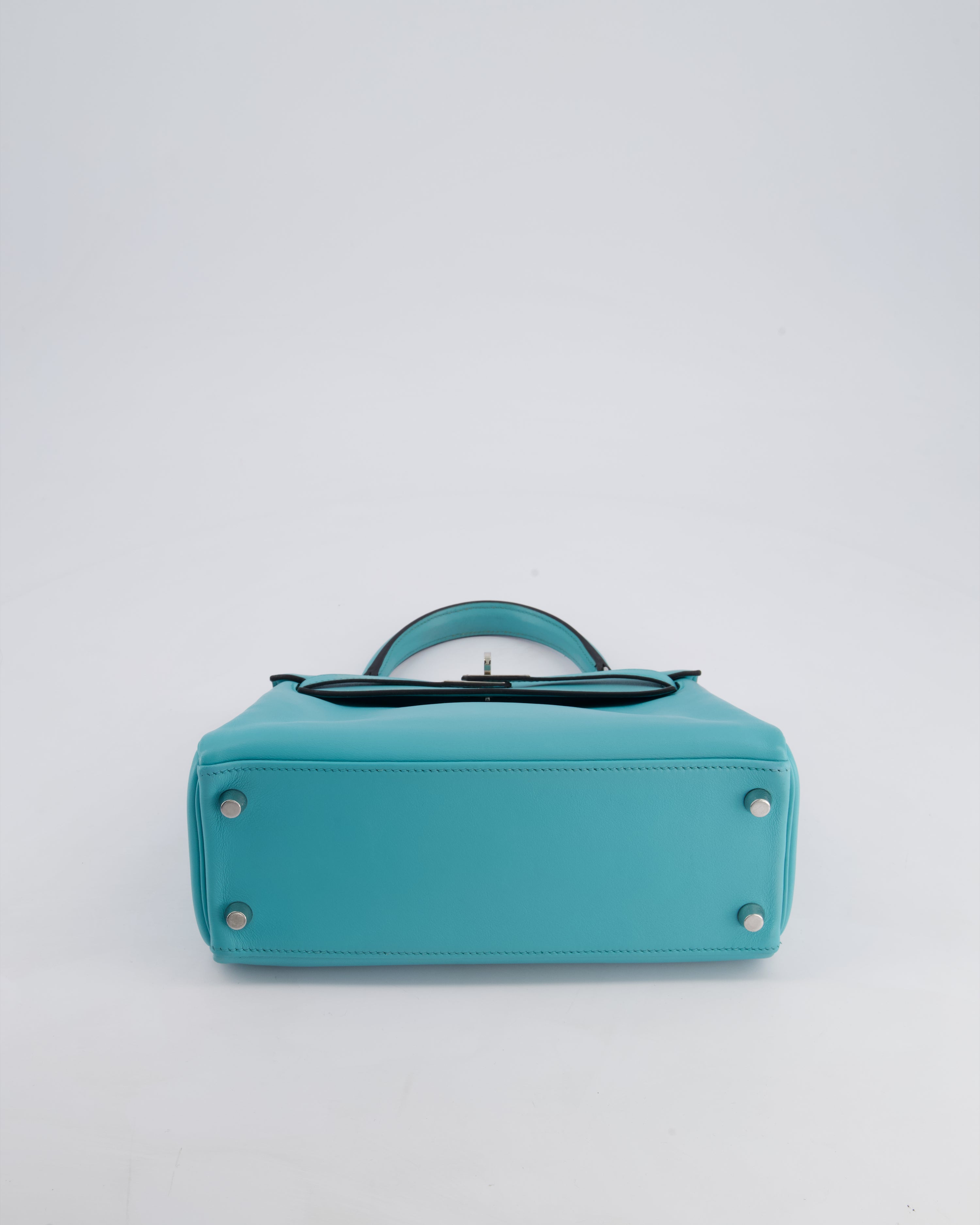 Hermès Kelly 25 Retourne Bag in Bleu Atoll Swift Leather with Palladium Hardware