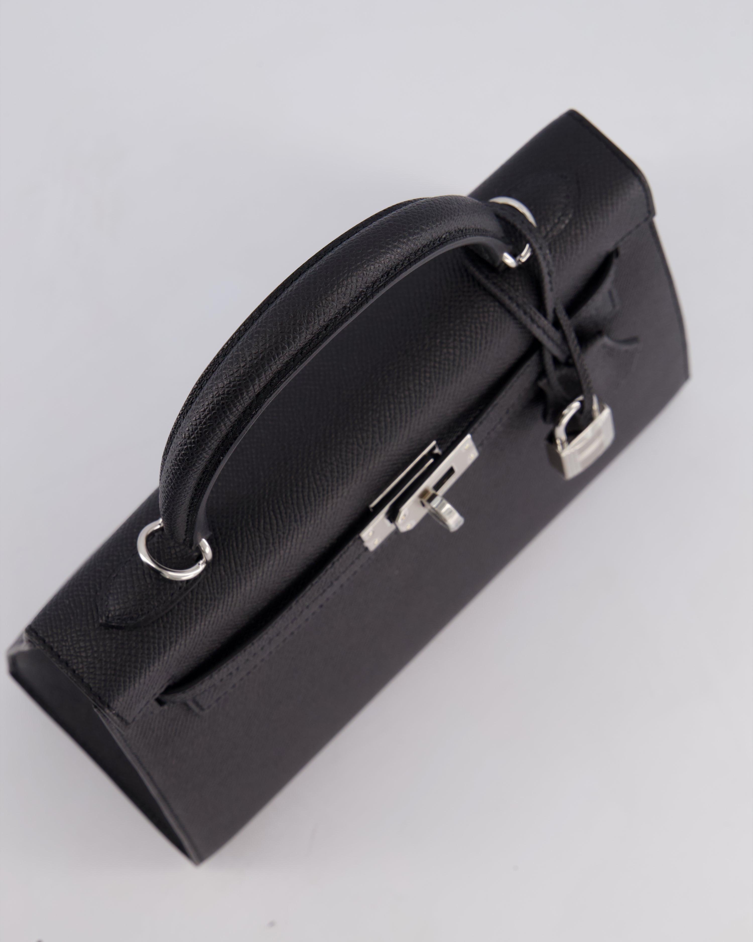 *SUPER RARE* Hermès Kelly 25 Sellier Bag in Noir Epsom Leather with Palladium Hardware