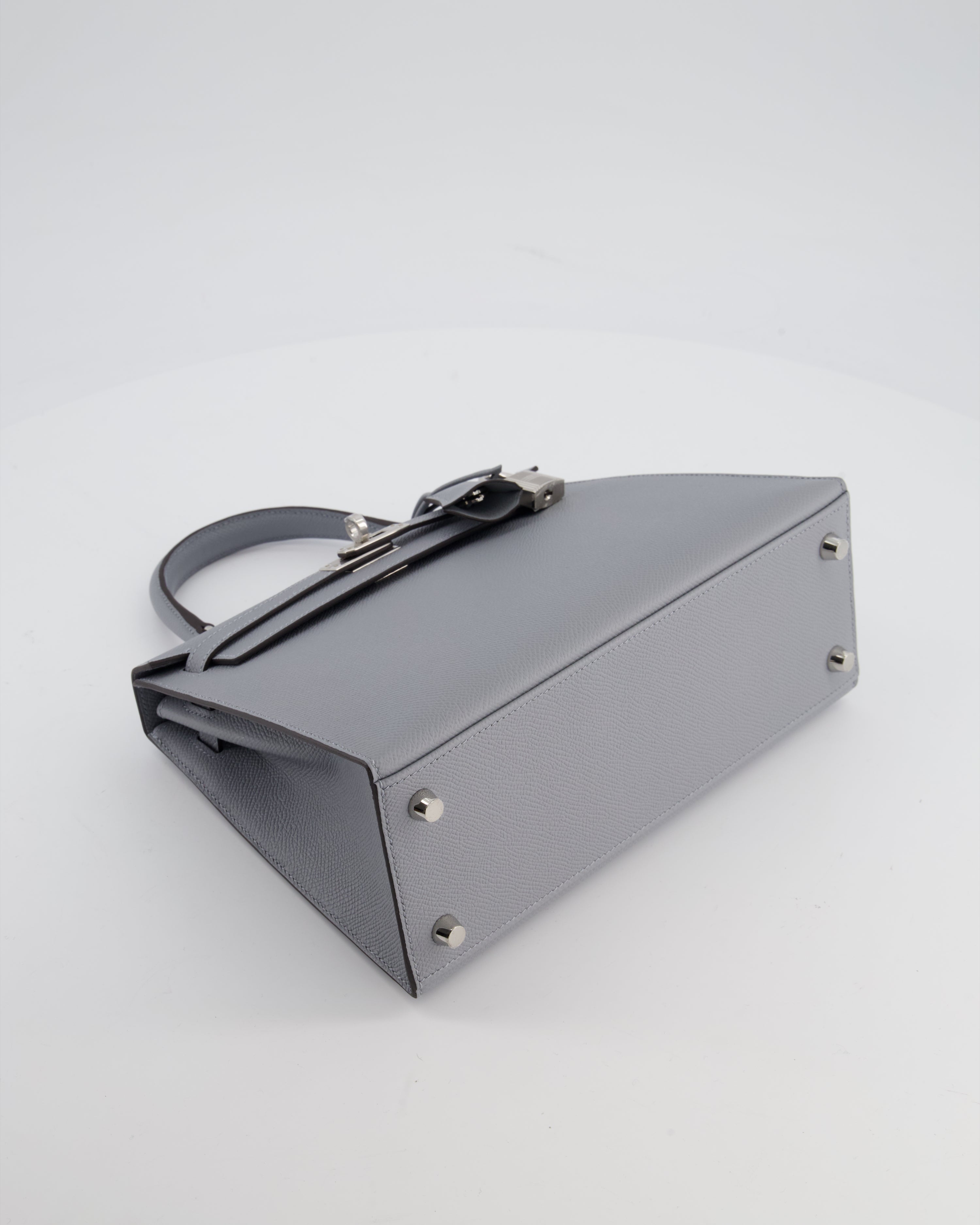 Hermès Kelly 25 Sellier Bag in Gris Pantin Epsom Leather with Palladium Hardware