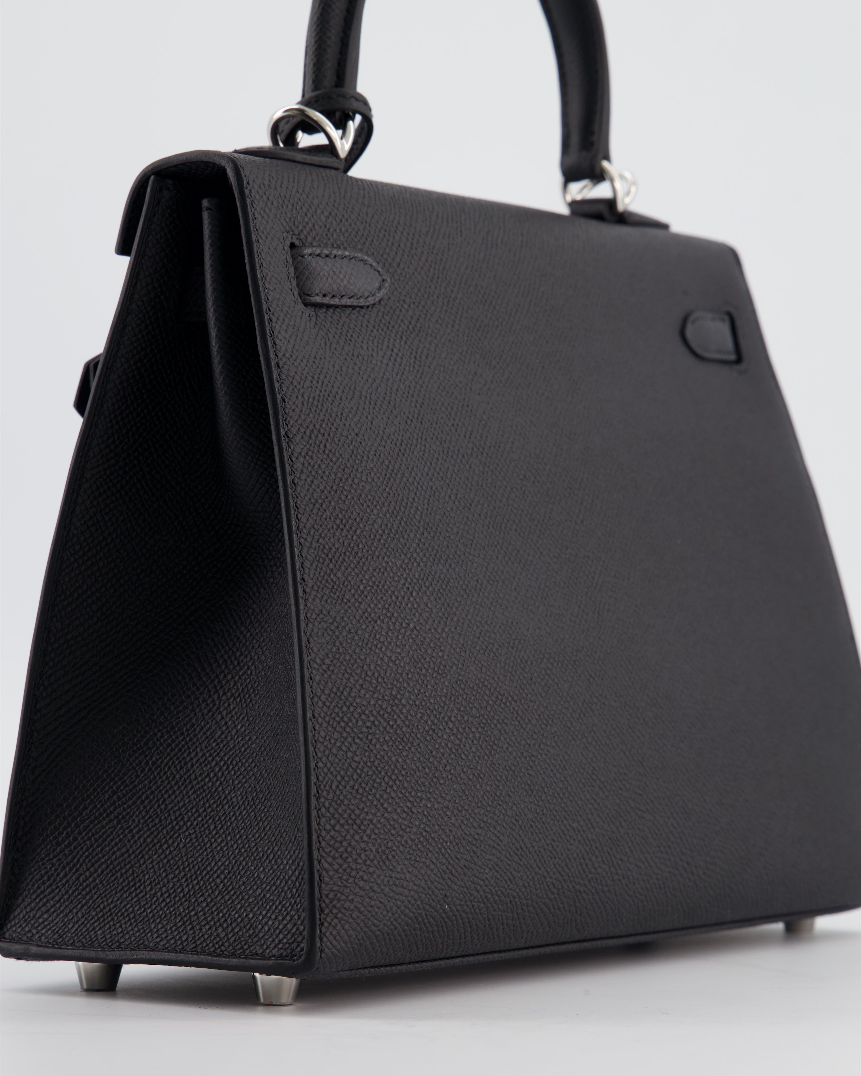 *SUPER RARE* Hermès Kelly 25 Sellier Bag in Noir Epsom Leather with Palladium Hardware