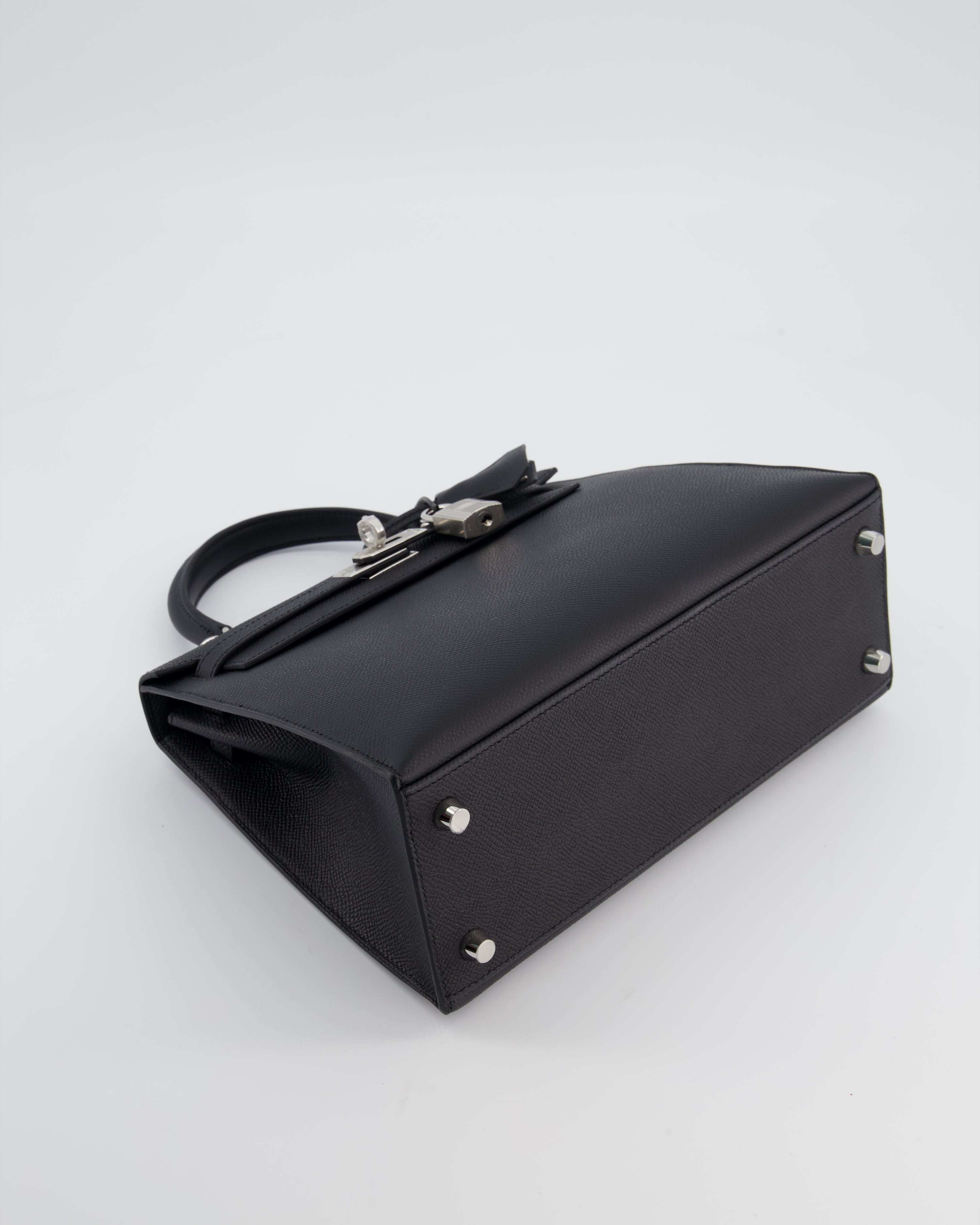 *SUPER RARE* Hermès Kelly 25 Sellier Bag in Noir Epsom Leather with Palladium Hardware