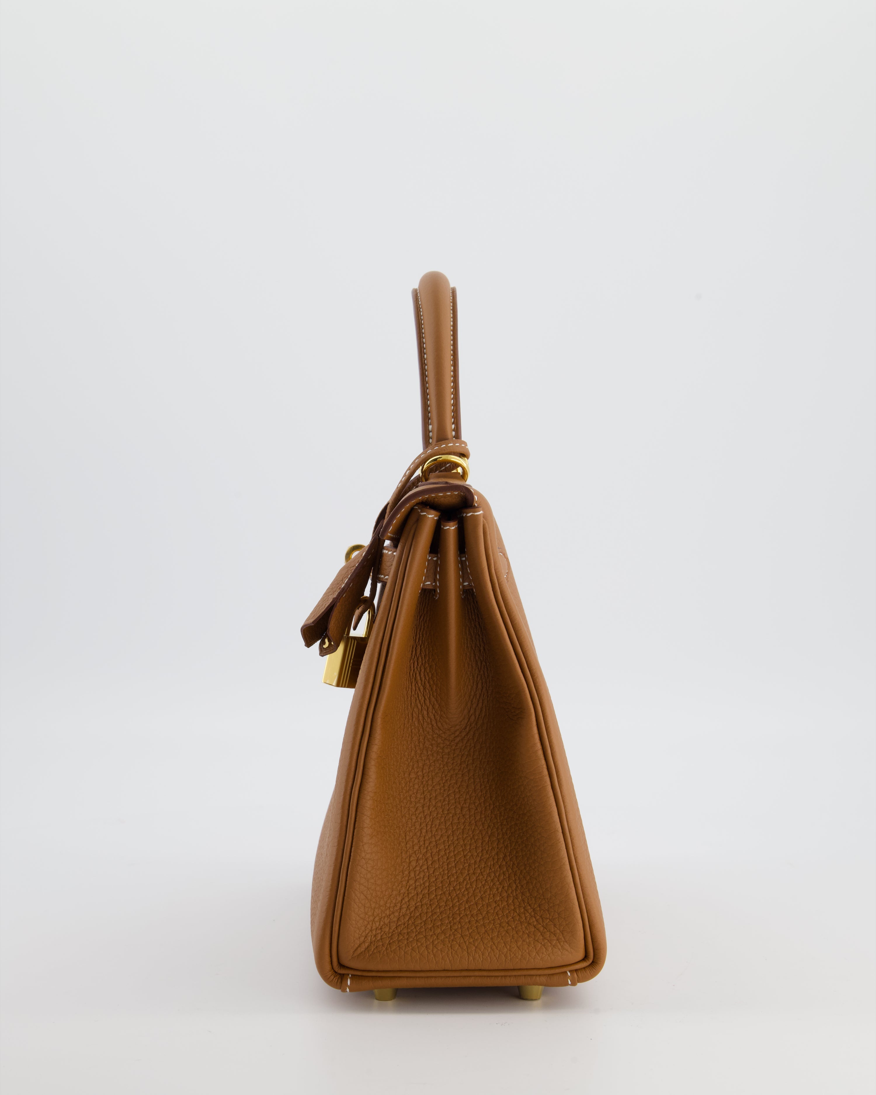Hermès Kelly 25 Retourne Bag in Gold Togo Leather with Gold Hardware
