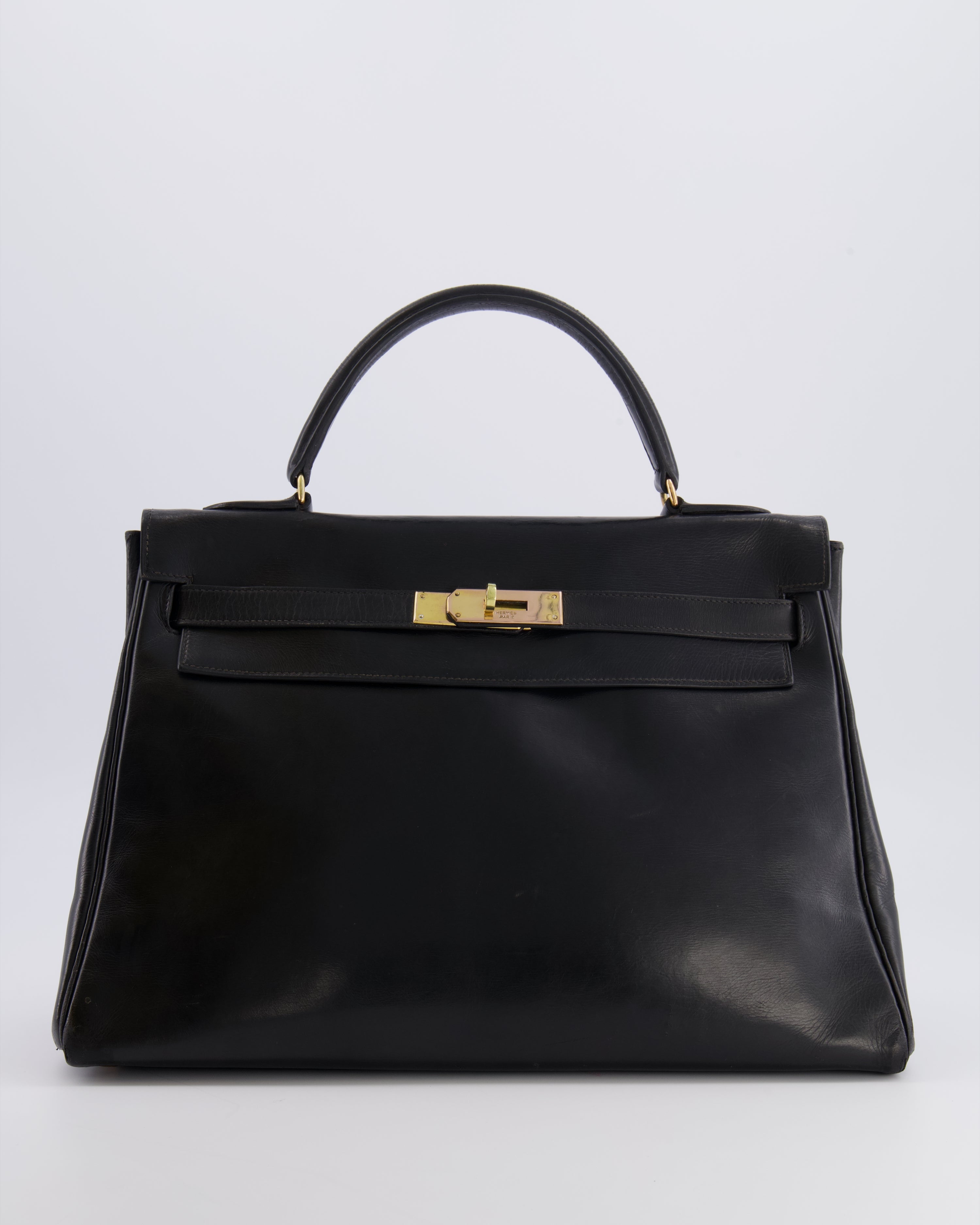 *FIRE PRICE* Hermès Vintage Kelly 32 Retourne Bag in Black Calfskin Box Leather with Gold Hardware