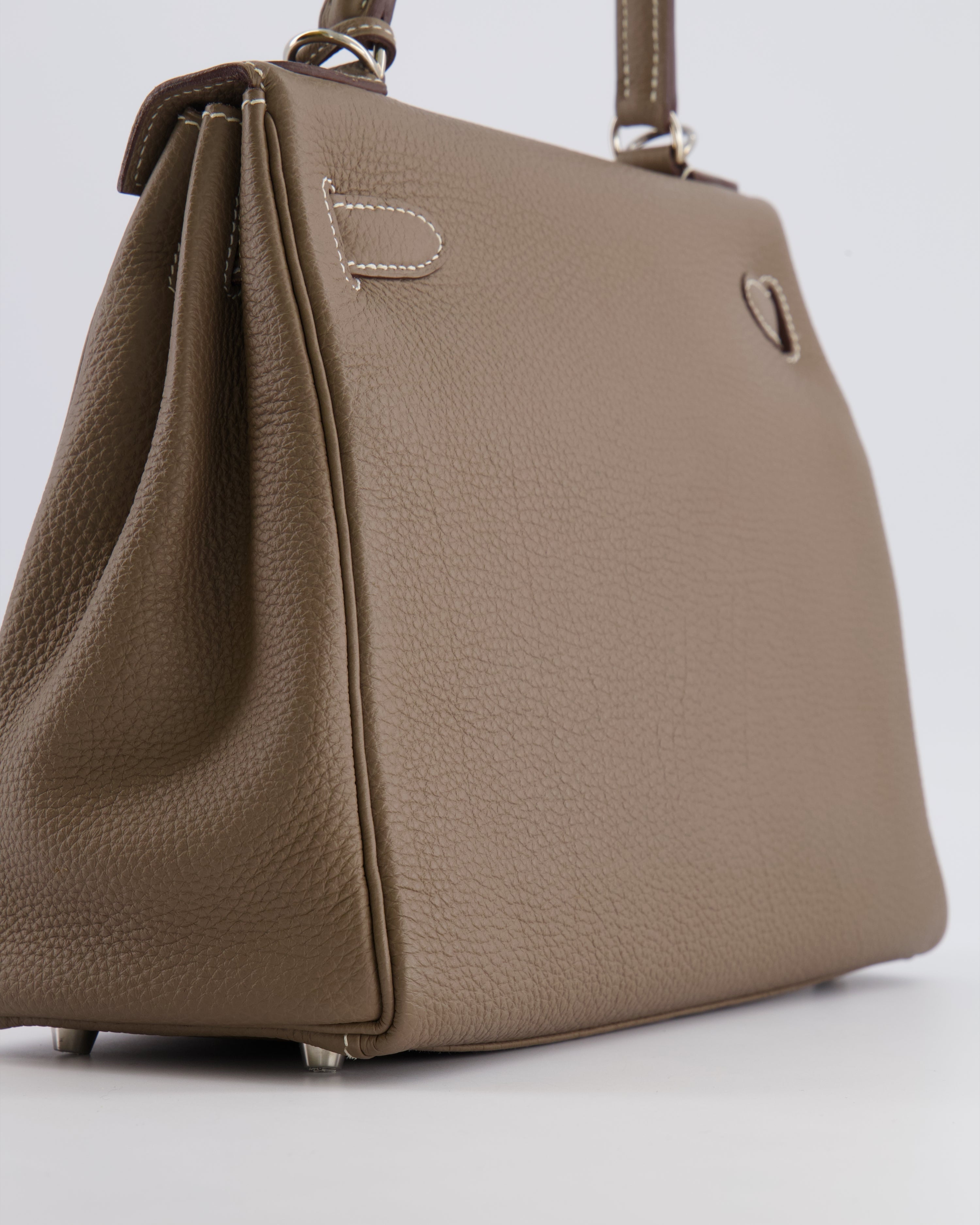 *FIRE PRICE* Hermès Kelly 28 Retourne Bag in Etoupe Togo Leather with Palladium Hardware