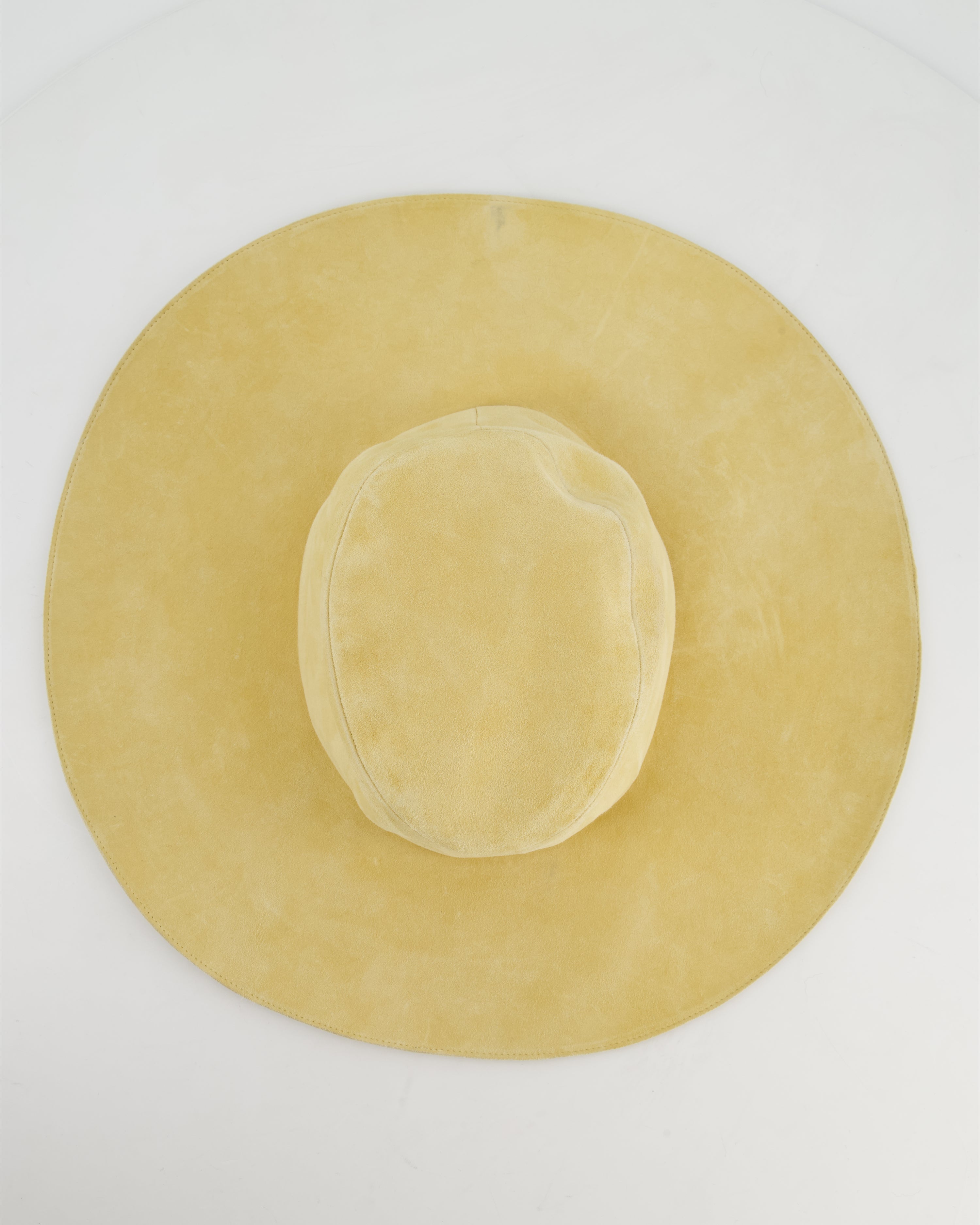 Hermès Beige Chèvre Suede Hat Size 59