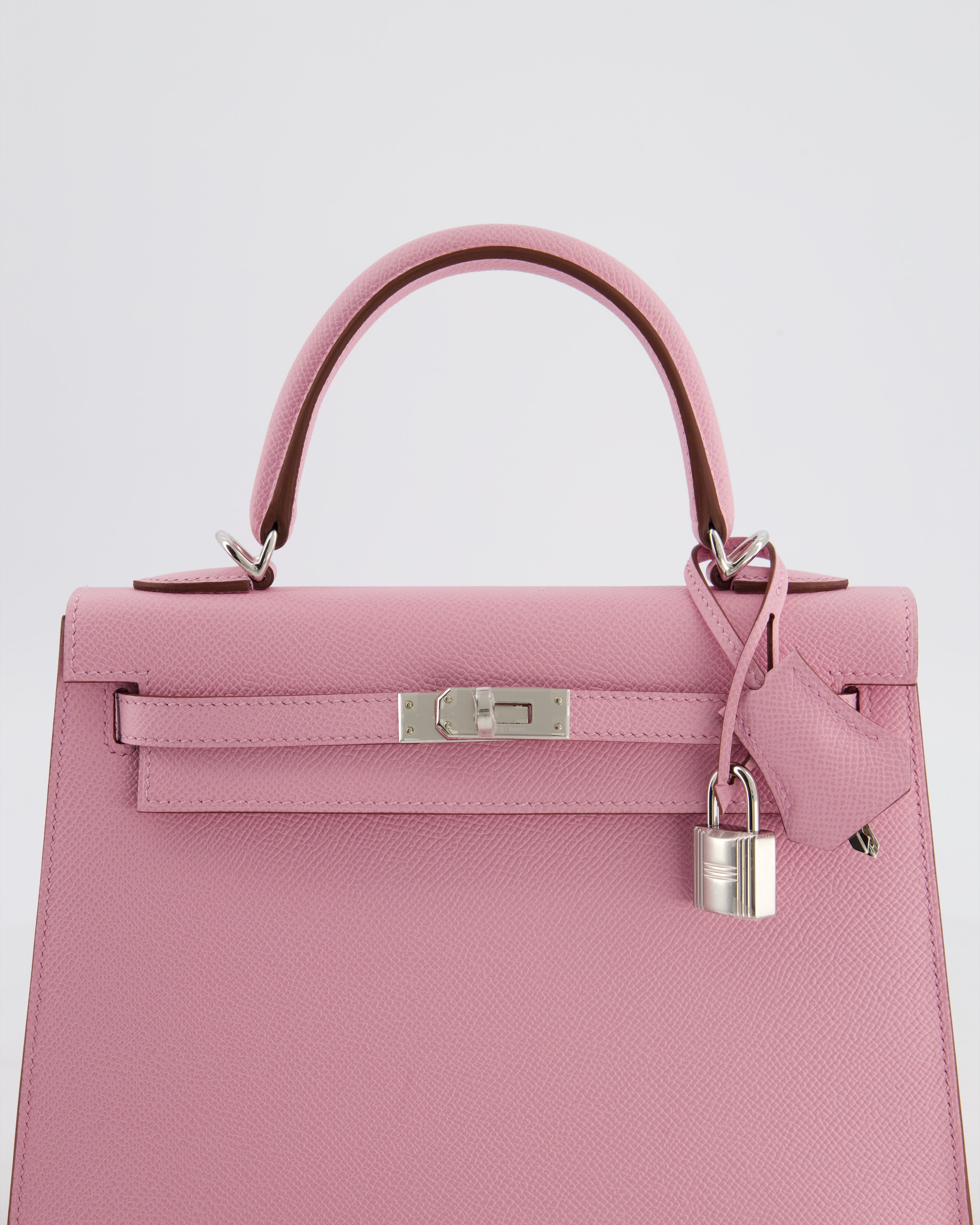 *SUPER HOT & RARE* Hermès Kelly 25 Sellier Bag in Mauve Sylvestre Epsom Leather with Palladium Hardware