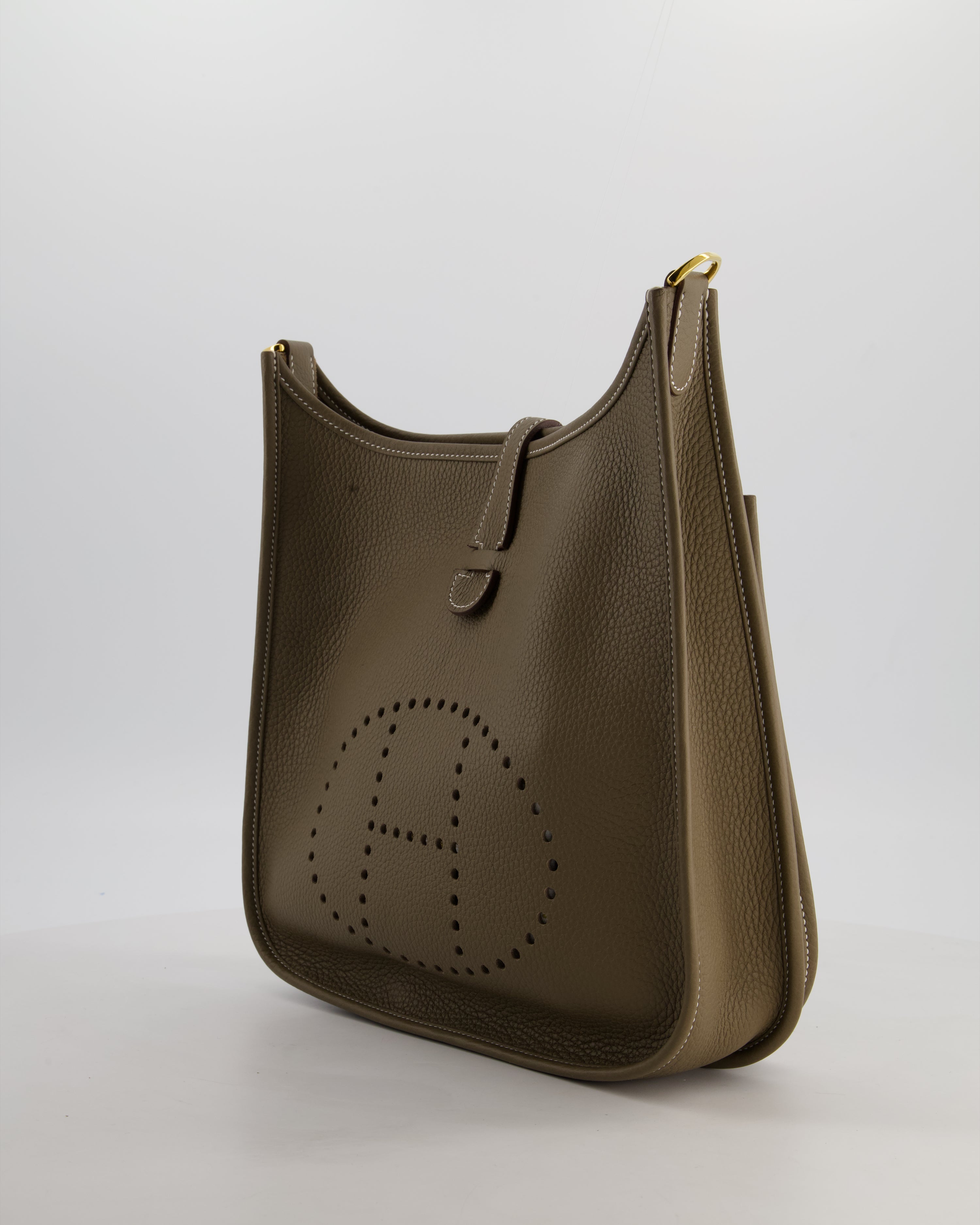 Hermès Evelyne III 29 Bag in Etoupe Taurillon Clemence Leather with Gold Hardware