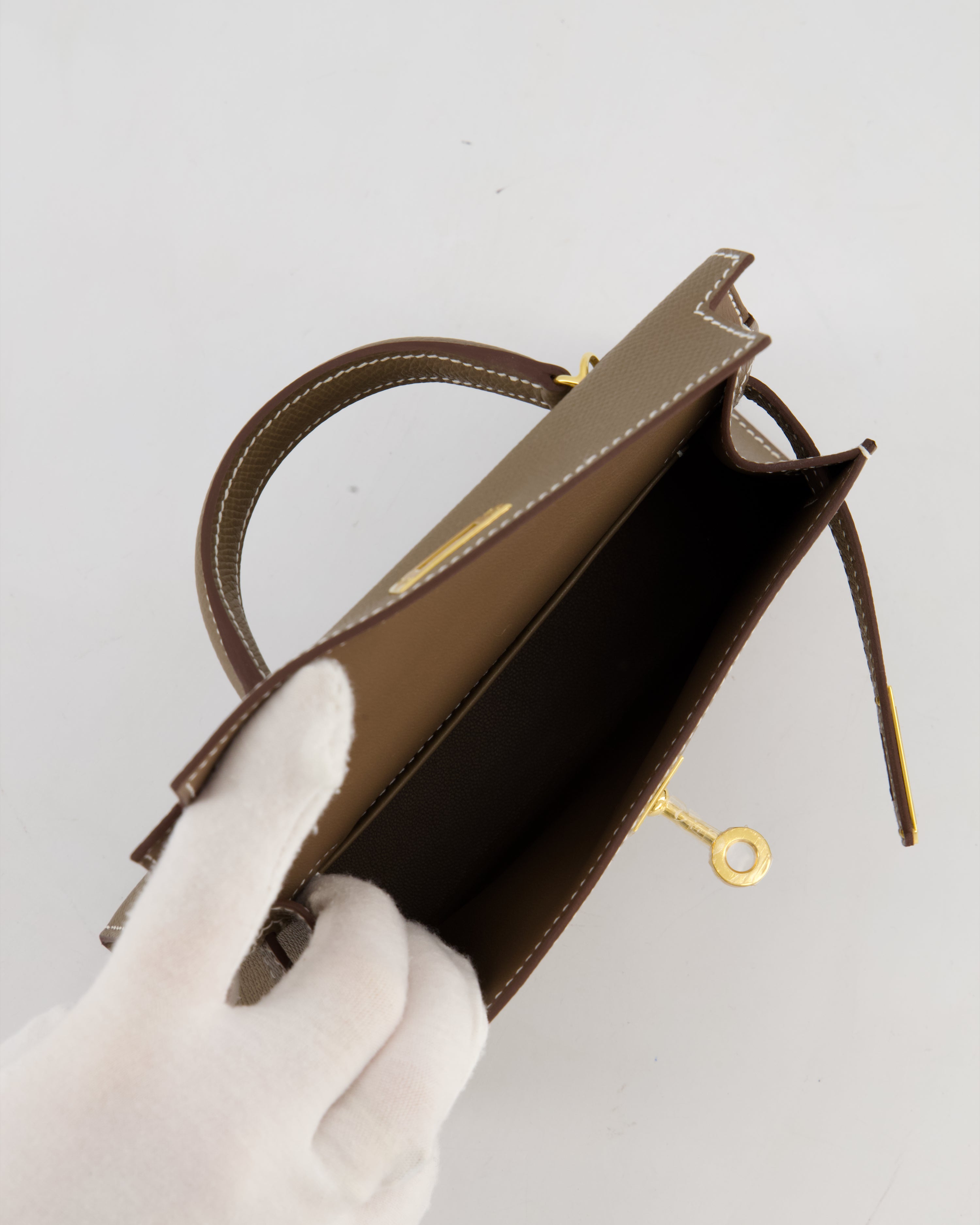 *HOT* Hermès Mini Kelly II 20 Bag in Etoupe Epsom Leather with Gold Hardware
