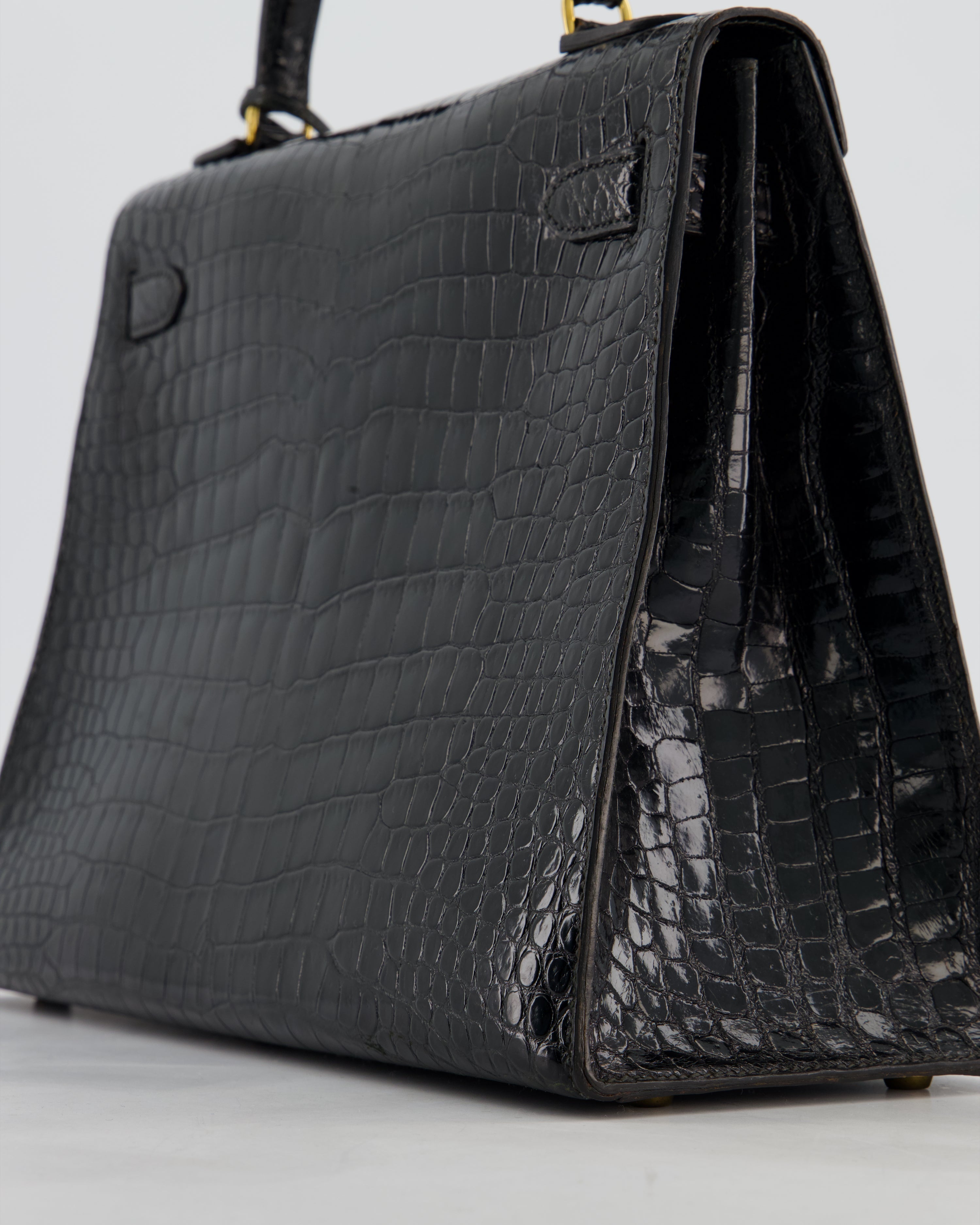 *HOT* Hermès Vintage Kelly 32 Sellier Bag in Noir Porosus Crocodile Leather with Gold Hardware