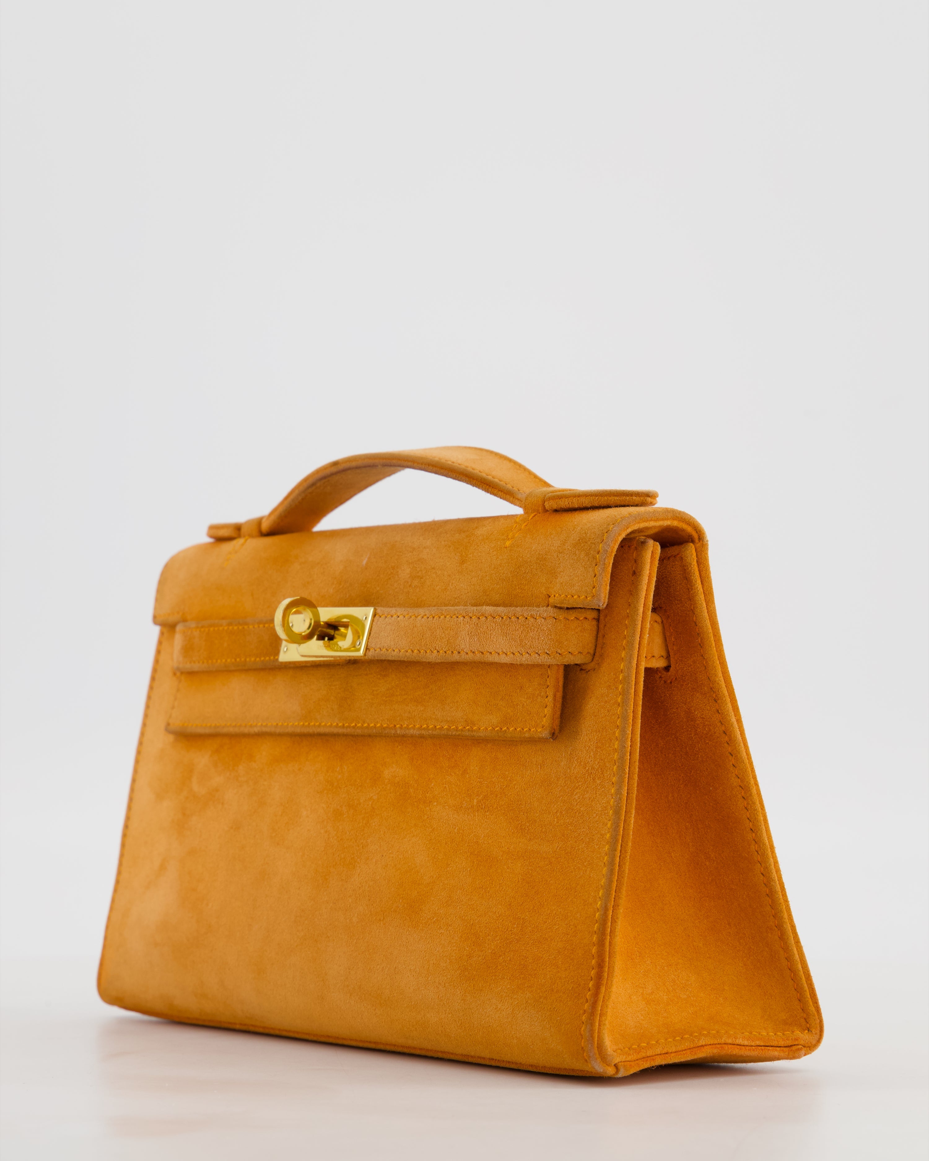 *SUPER RARE VINTAGE* Hermès Vintage Mini Kelly Pochette Bag in Orange Veau Doblis Leather with Gold Hardware