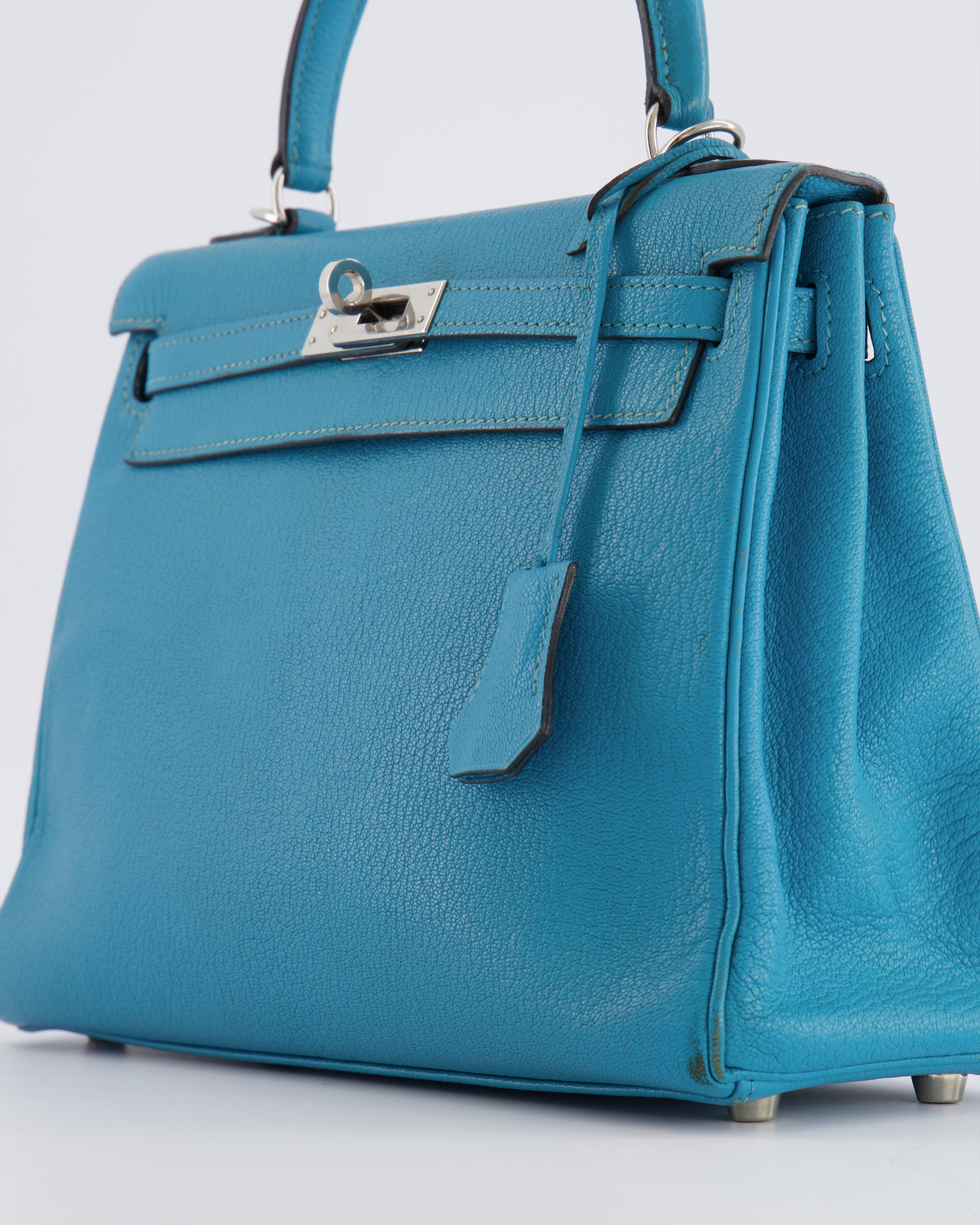 Hermès Kelly 25 Retourne Bag in Bleu Paon Evercolor Leather with Palladium Hardware