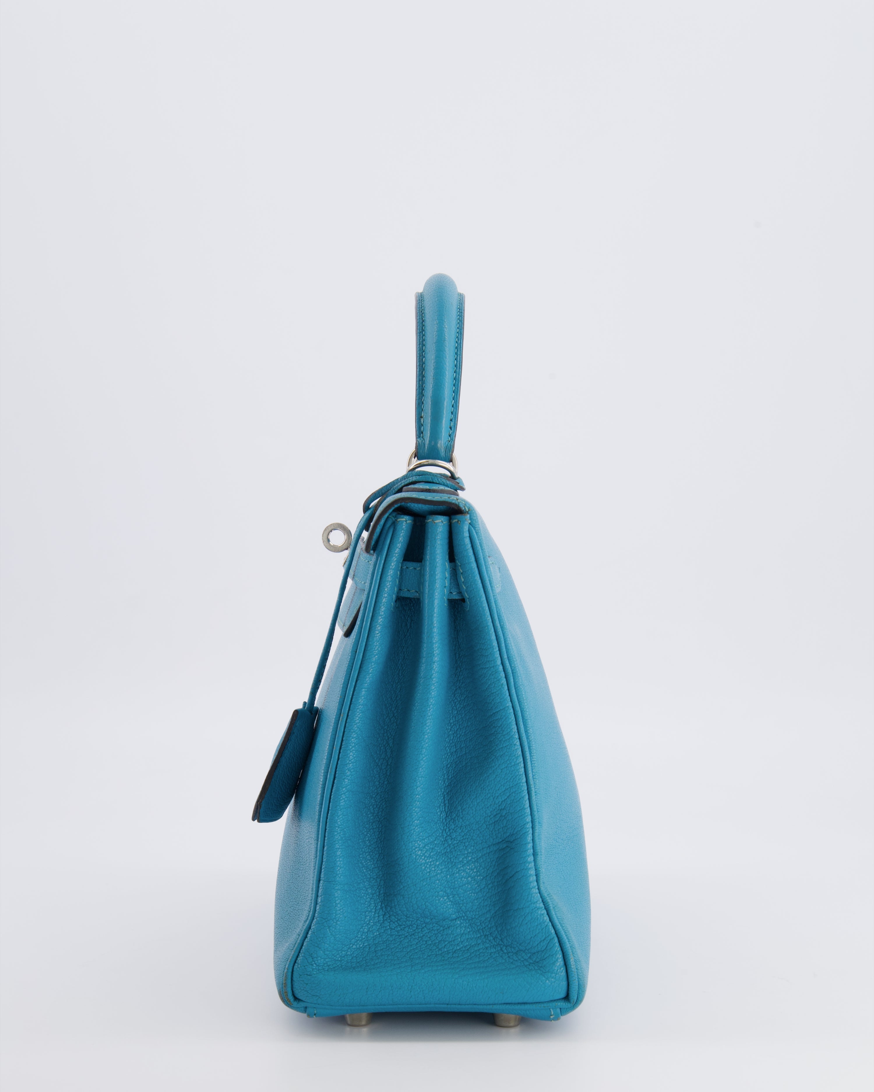 Hermès Kelly 25 Retourne Bag in Bleu Paon Evercolor Leather with Palladium Hardware