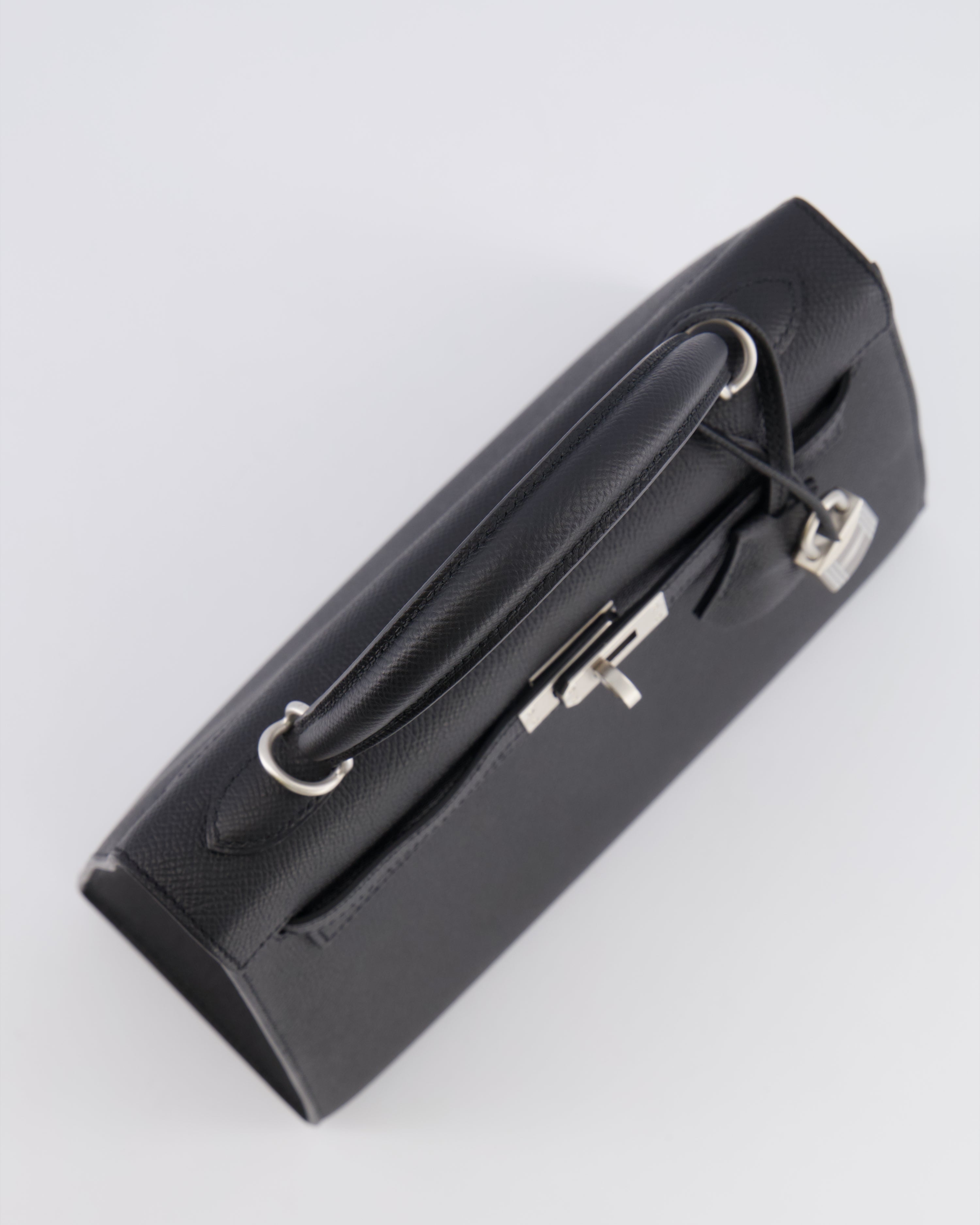 Hermès HSS Kelly 25 Sellier Bag in Noir Epsom Leather and Bleu Zellige Interior with Brushed Palladium Hardware