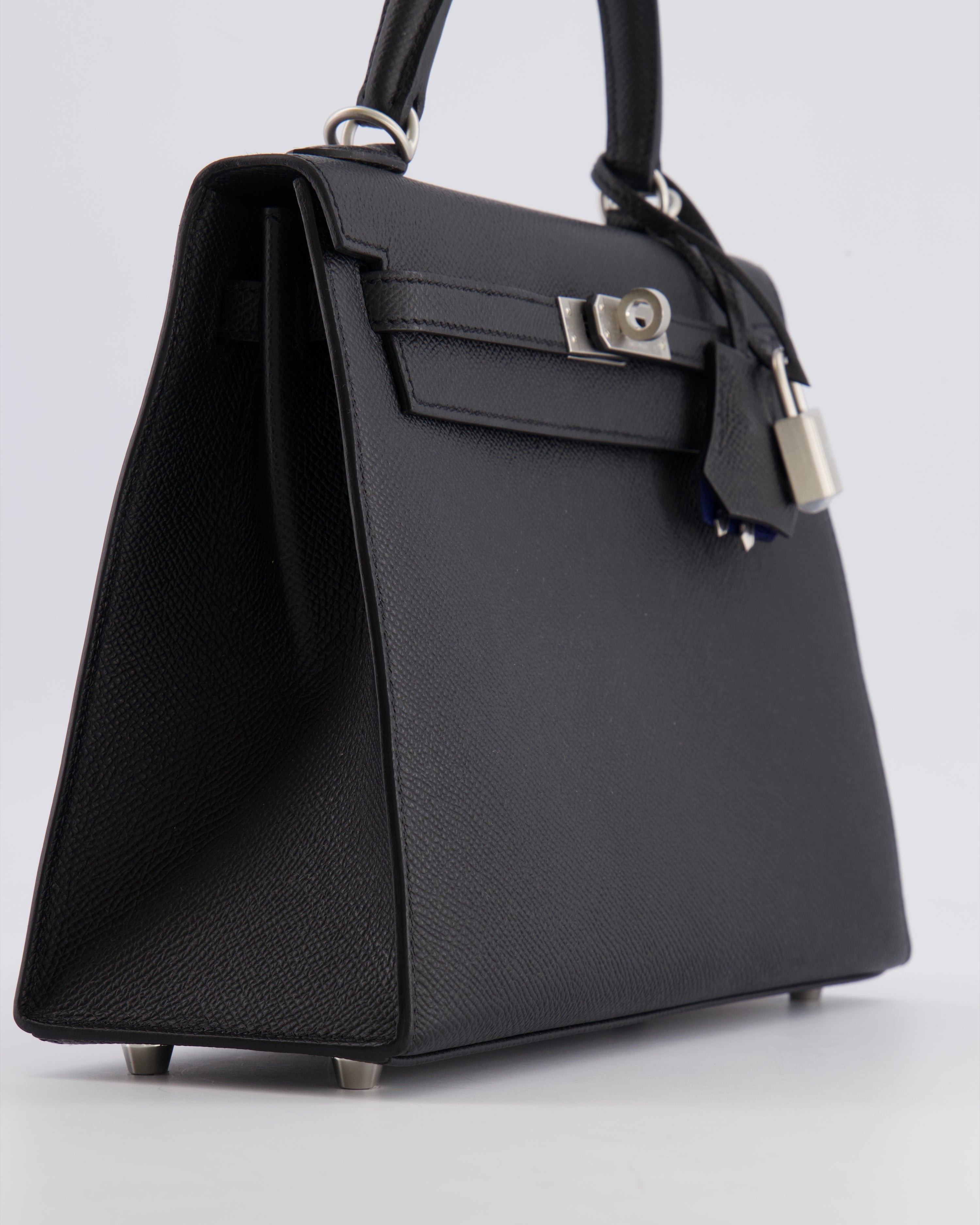 Hermès HSS Kelly 25 Sellier Bag in Noir Epsom Leather and Bleu Zellige Interior with Brushed Palladium Hardware