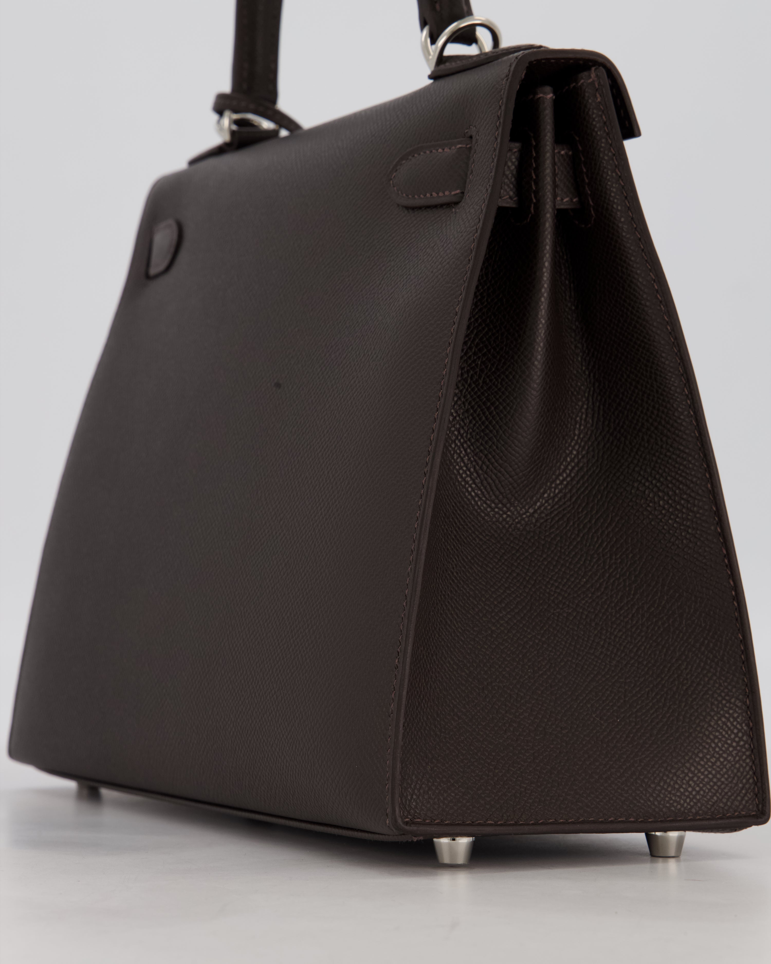 *RARE* Hermès Kelly 28 Sellier Bag in Bai Brun Epsom Leather with Palladium Hardware