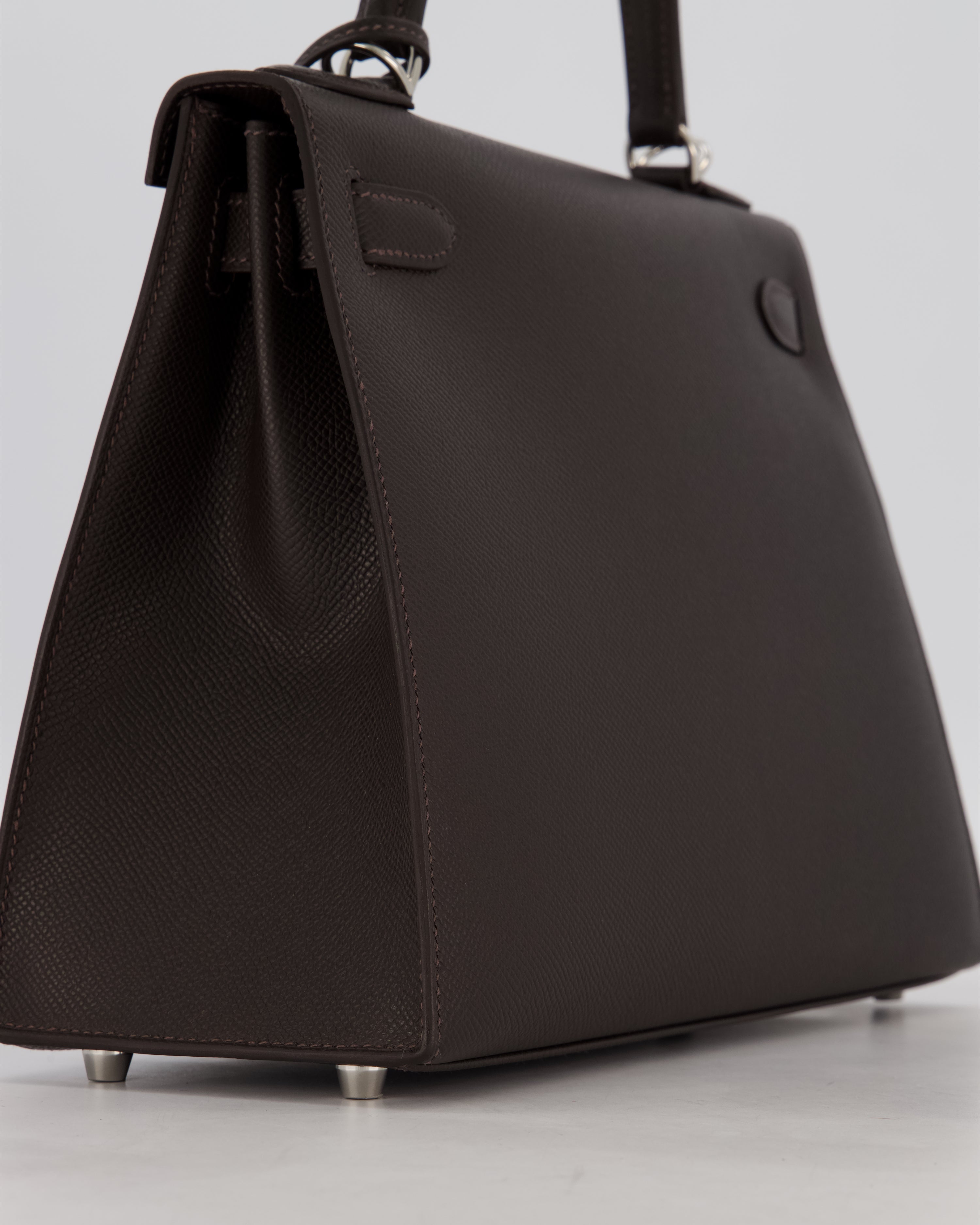 *RARE* Hermès Kelly 28 Sellier Bag in Bai Brun Epsom Leather with Palladium Hardware