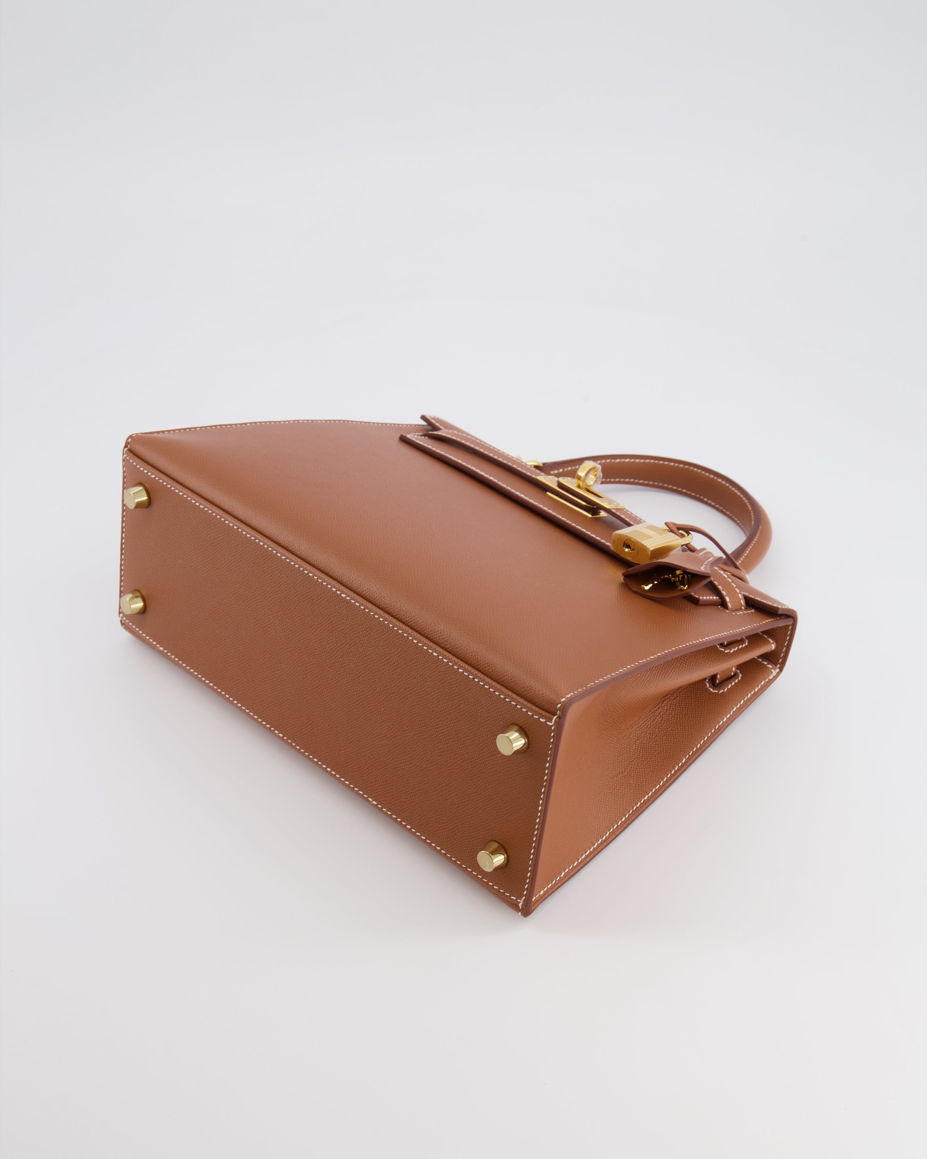 Hermès Kelly 25 II Sellier Bag in Gold Madame Leather with Gold Hardware
