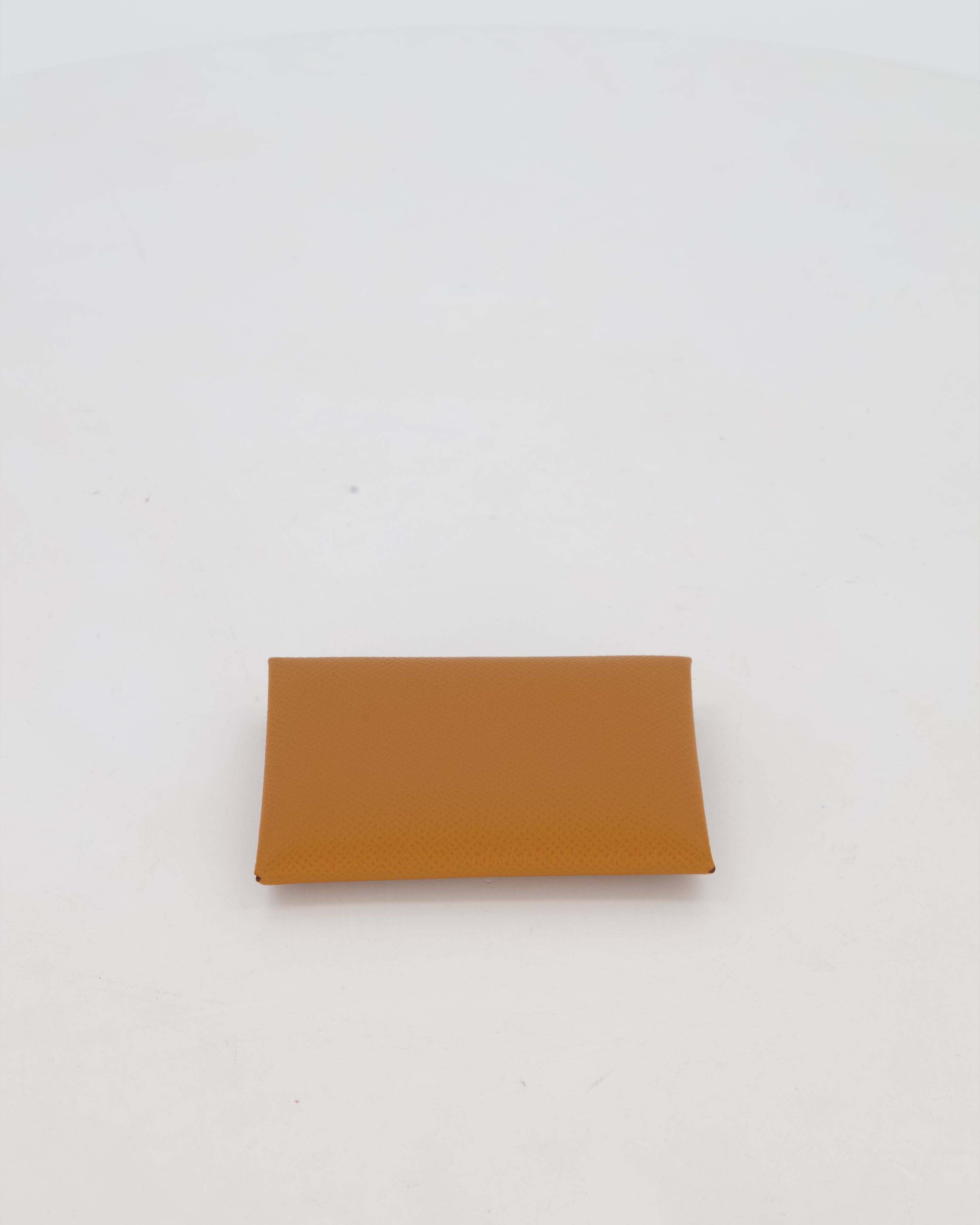 Hermès Calvi Verso Card Holder in Epsom Leather in Gold