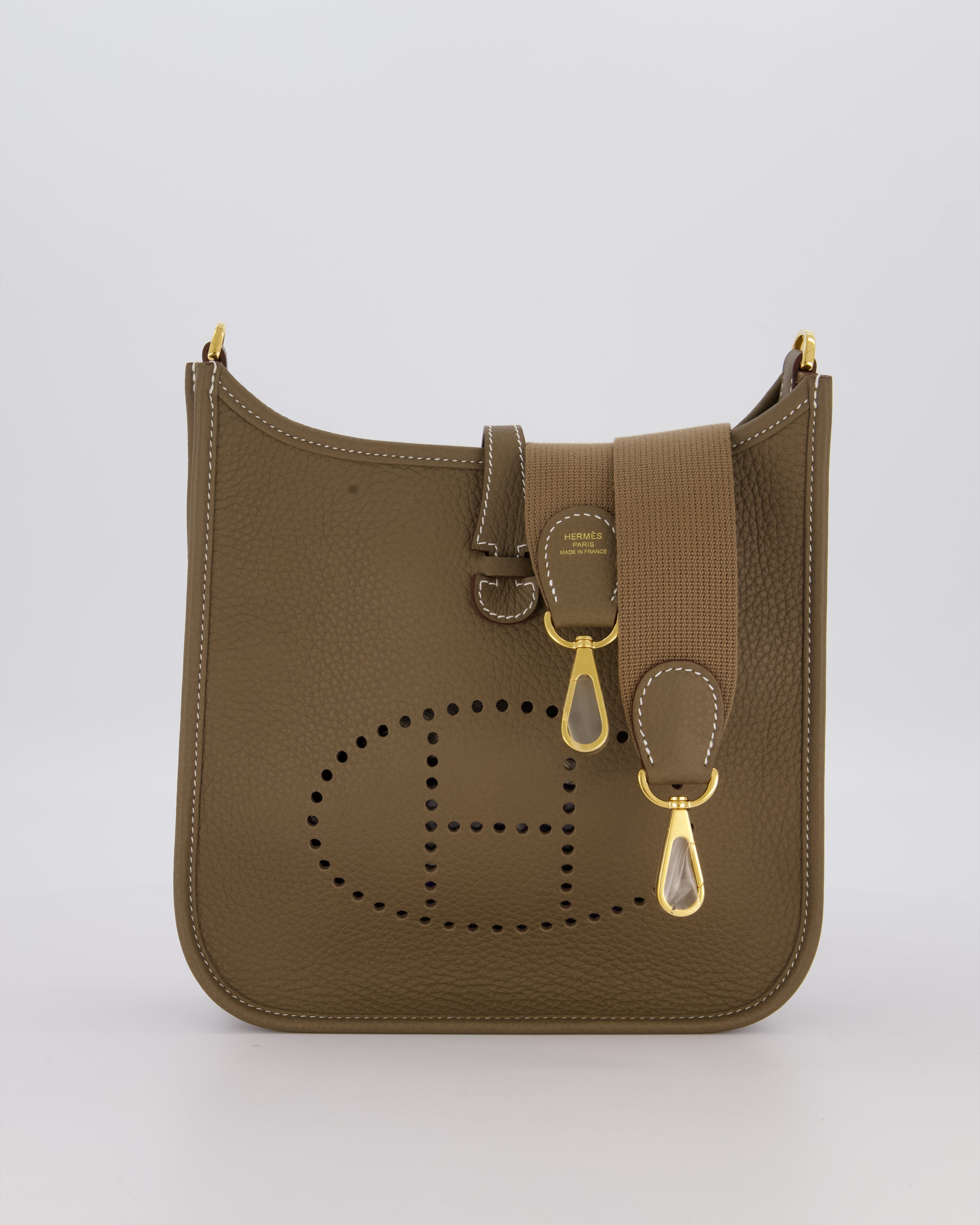 *HOT & RARE* Hermès Evelyne III 23 Bag in Etoupe Taurillon Clemence Leather with Gold Hardware