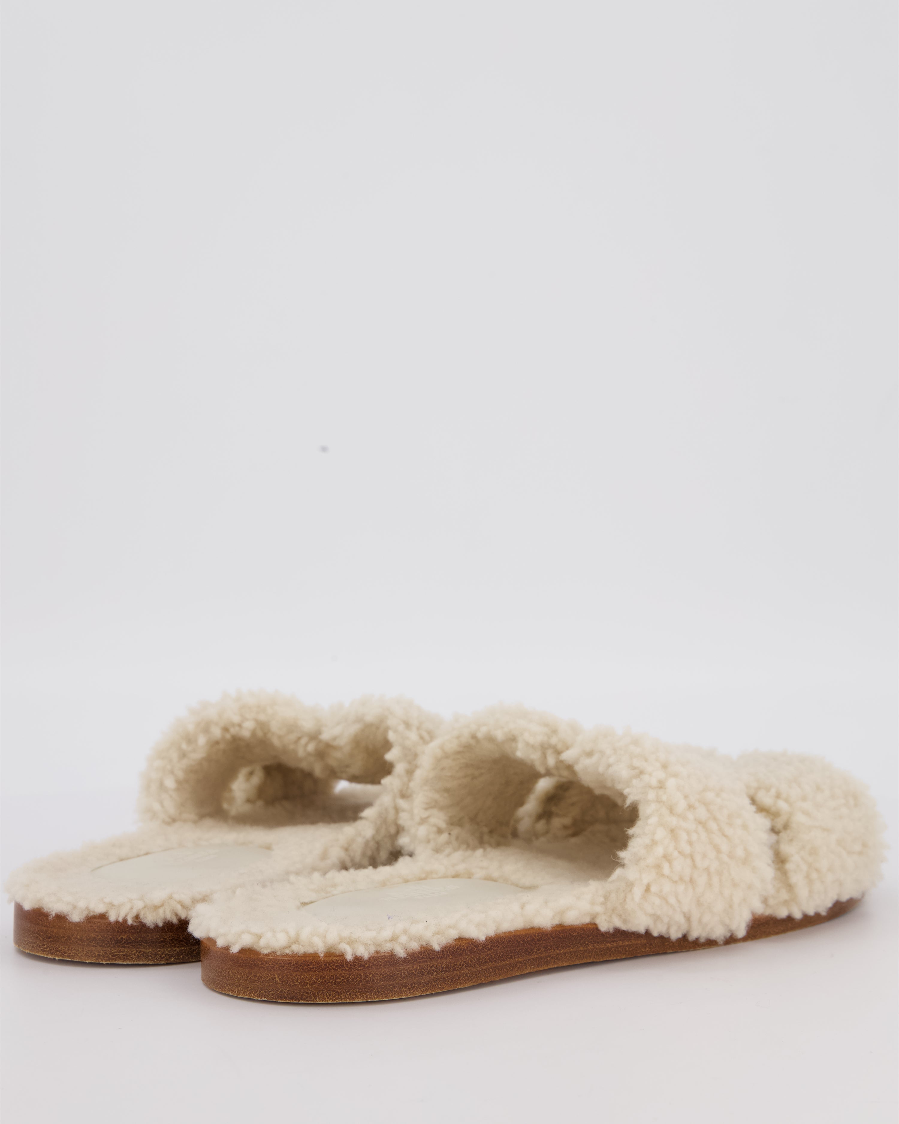 Hermès Ecru Shearling Izmir Sandal Size EU 42.5