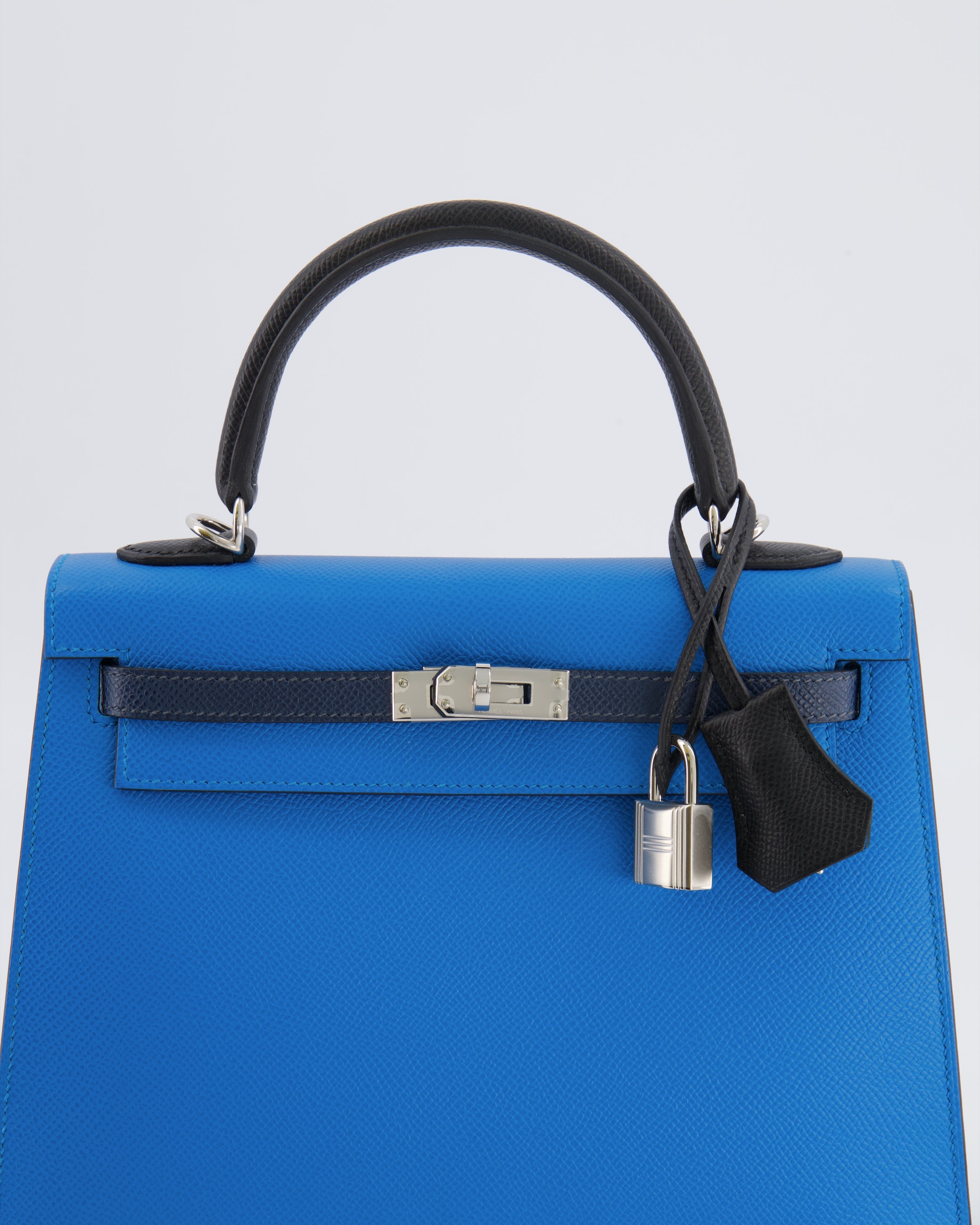 Hermès Kelly II Tricolour 25 Sellier Bag in Bleu Zanzibar, Bleu De Prusse and Noir Epsom Leather with Palladium Hardware