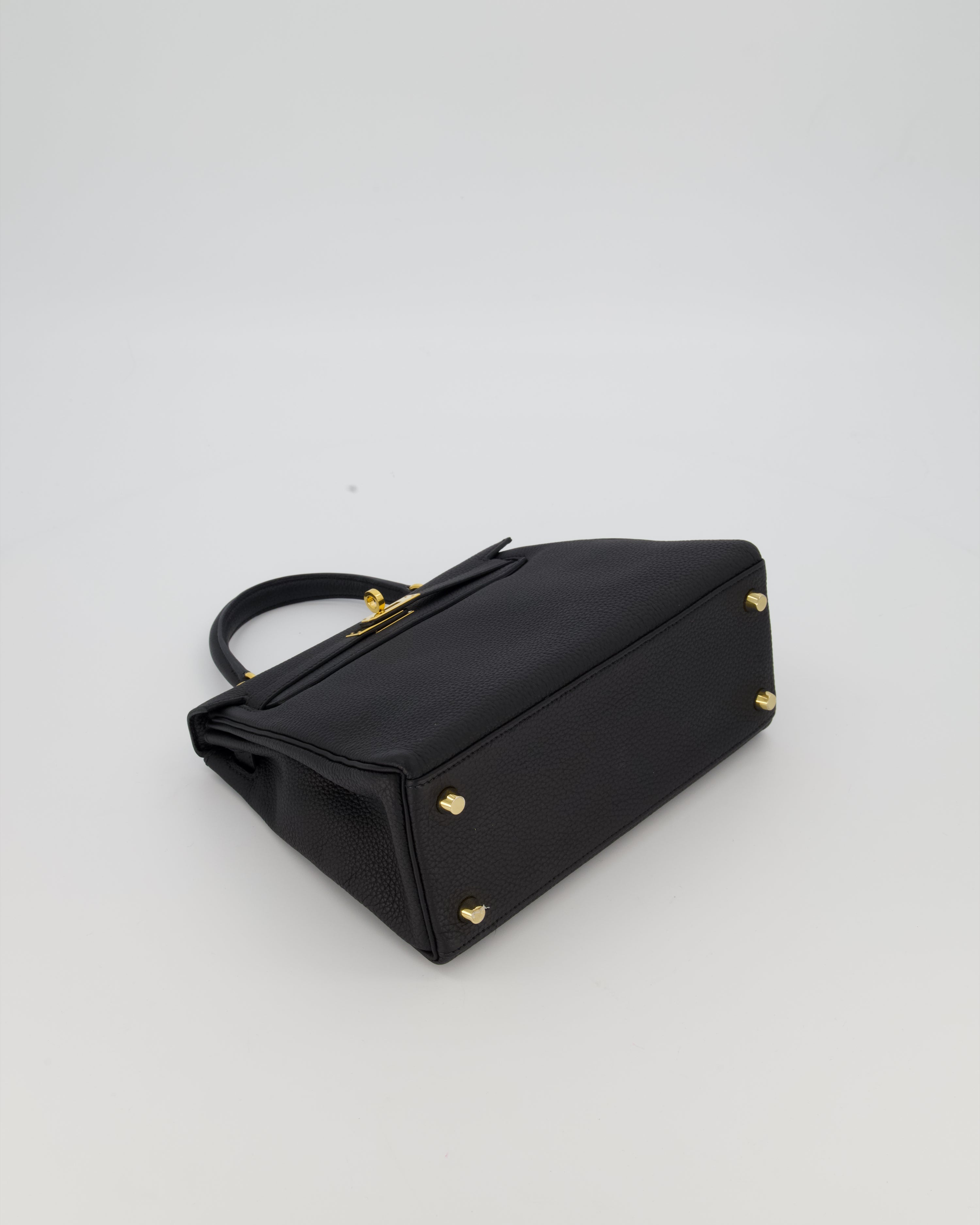 Hermès Kelly 25 Retourne Bag in Noir Togo Leather with Gold Hardware