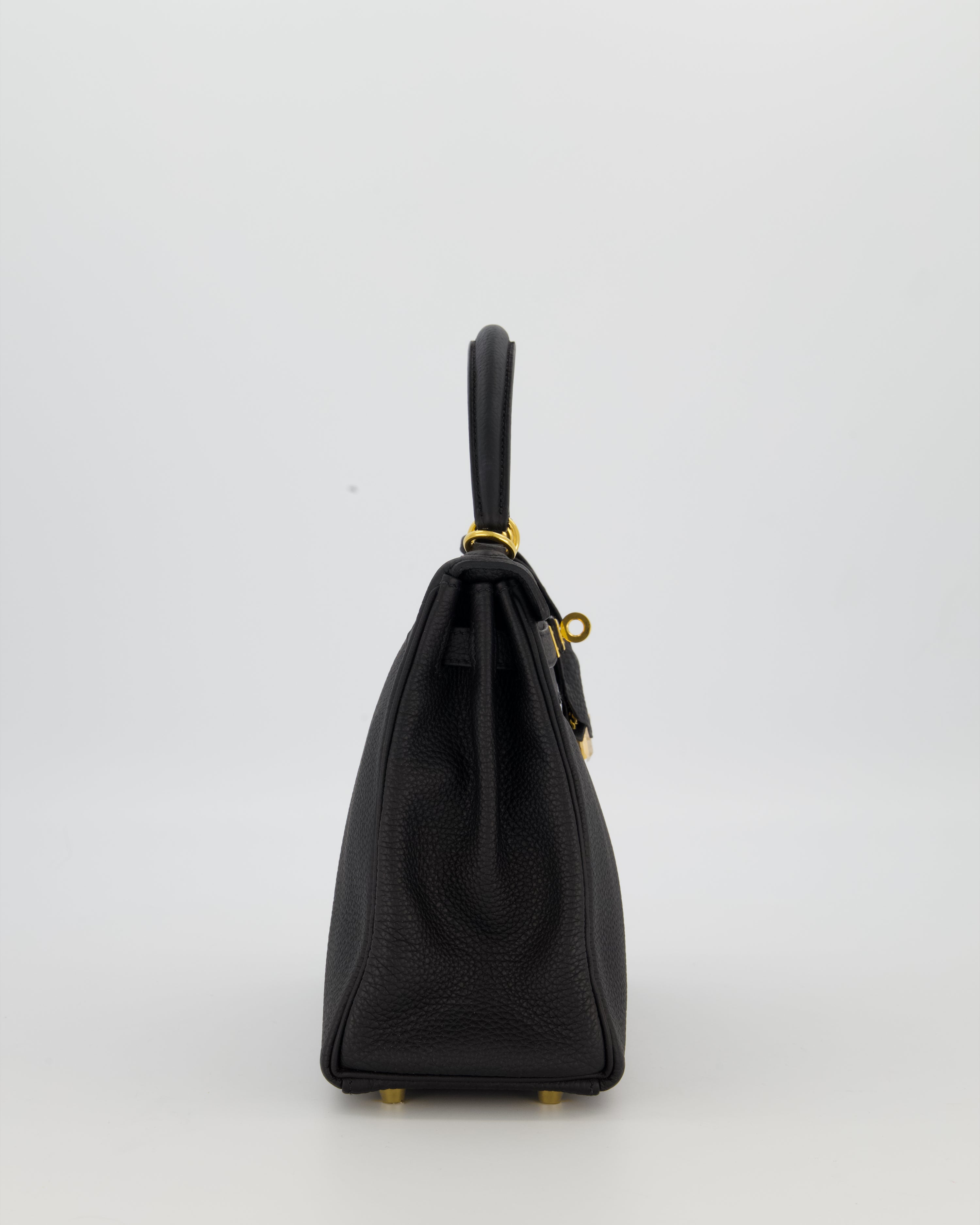 Hermès Kelly 25 Retourne Bag in Noir Togo Leather with Gold Hardware