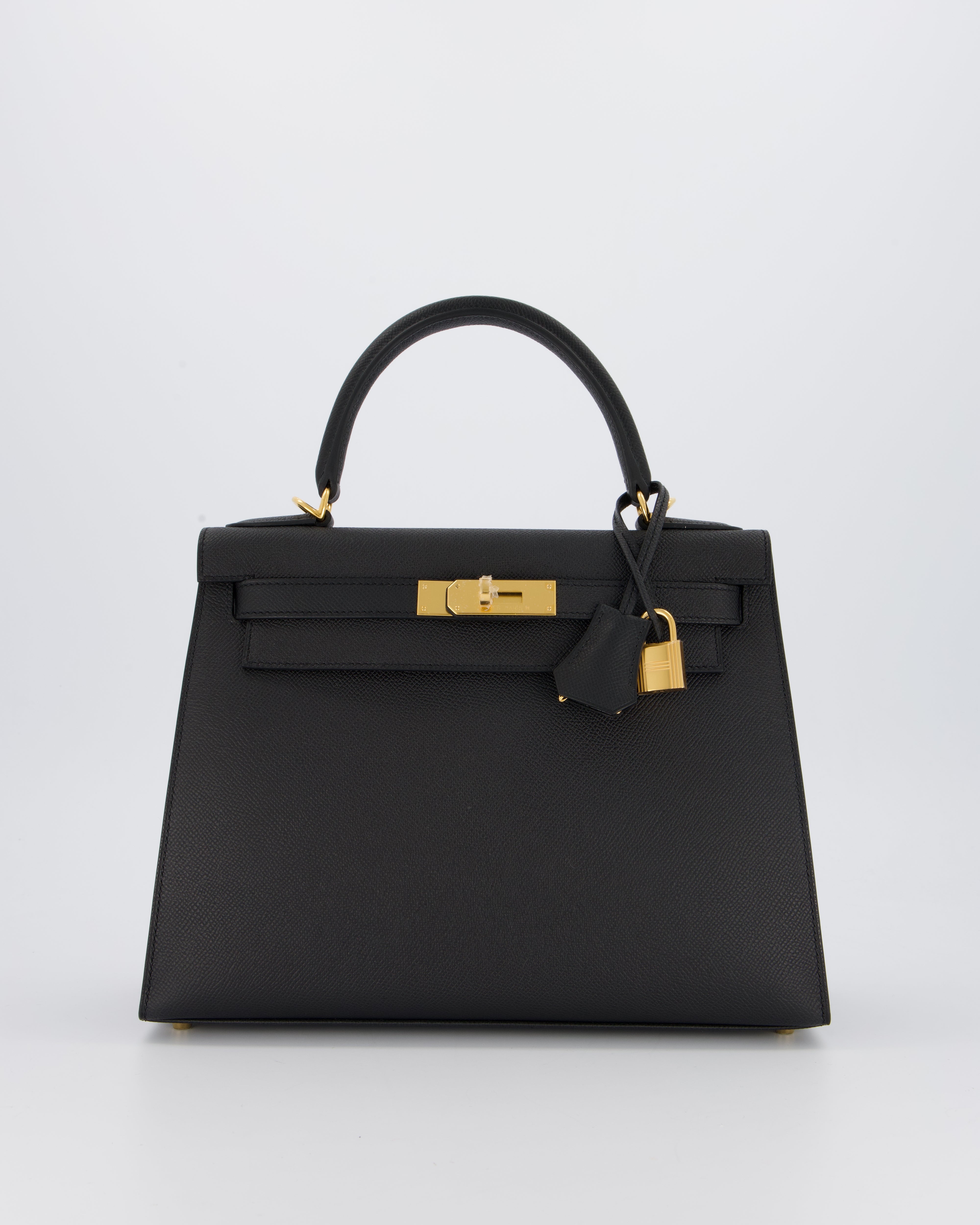Hermès Kelly 28 Sellier Bag in Noir Epsom Leather with Gold Hardware