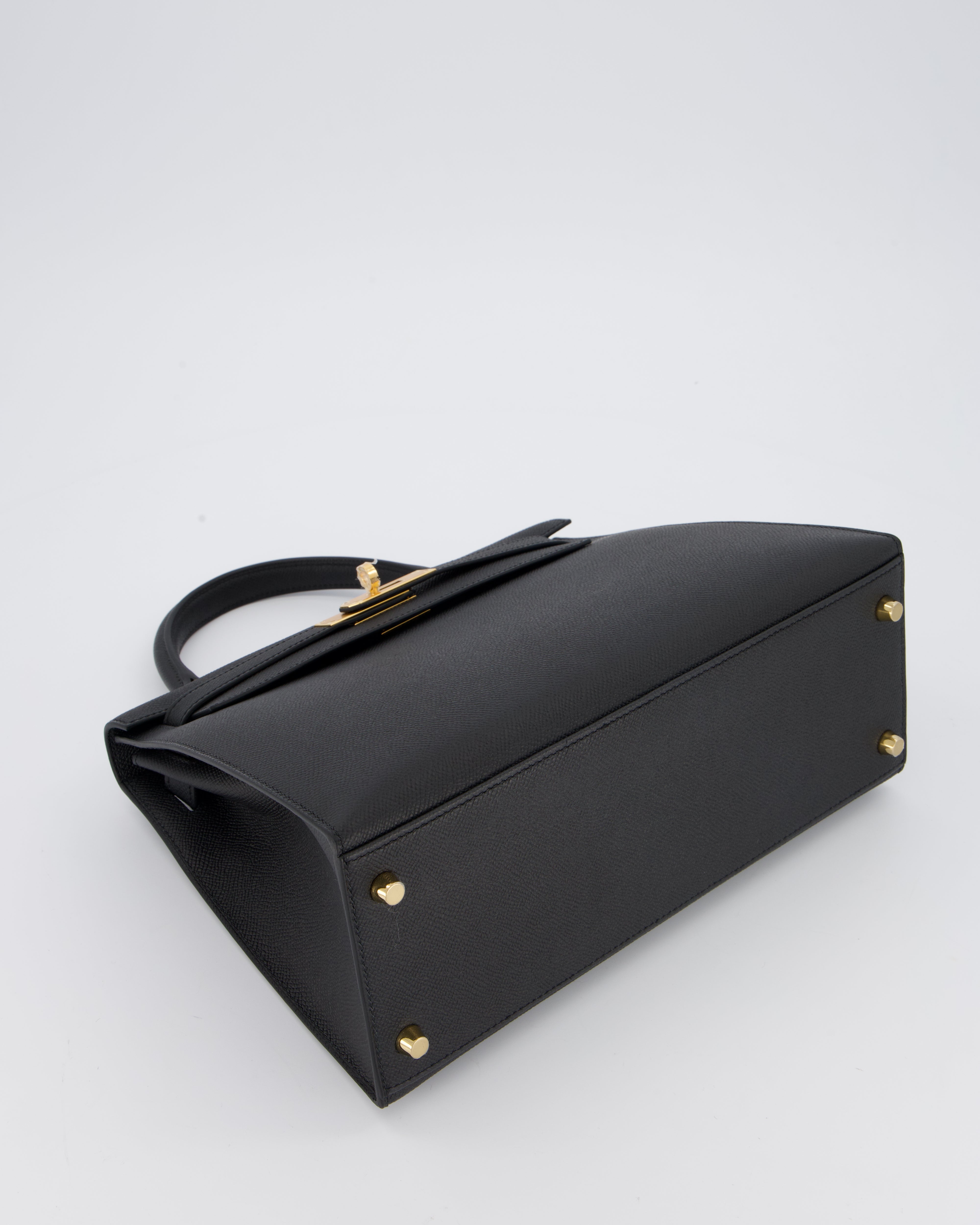 Hermès Kelly 28 Sellier Bag in Noir Epsom Leather with Gold Hardware