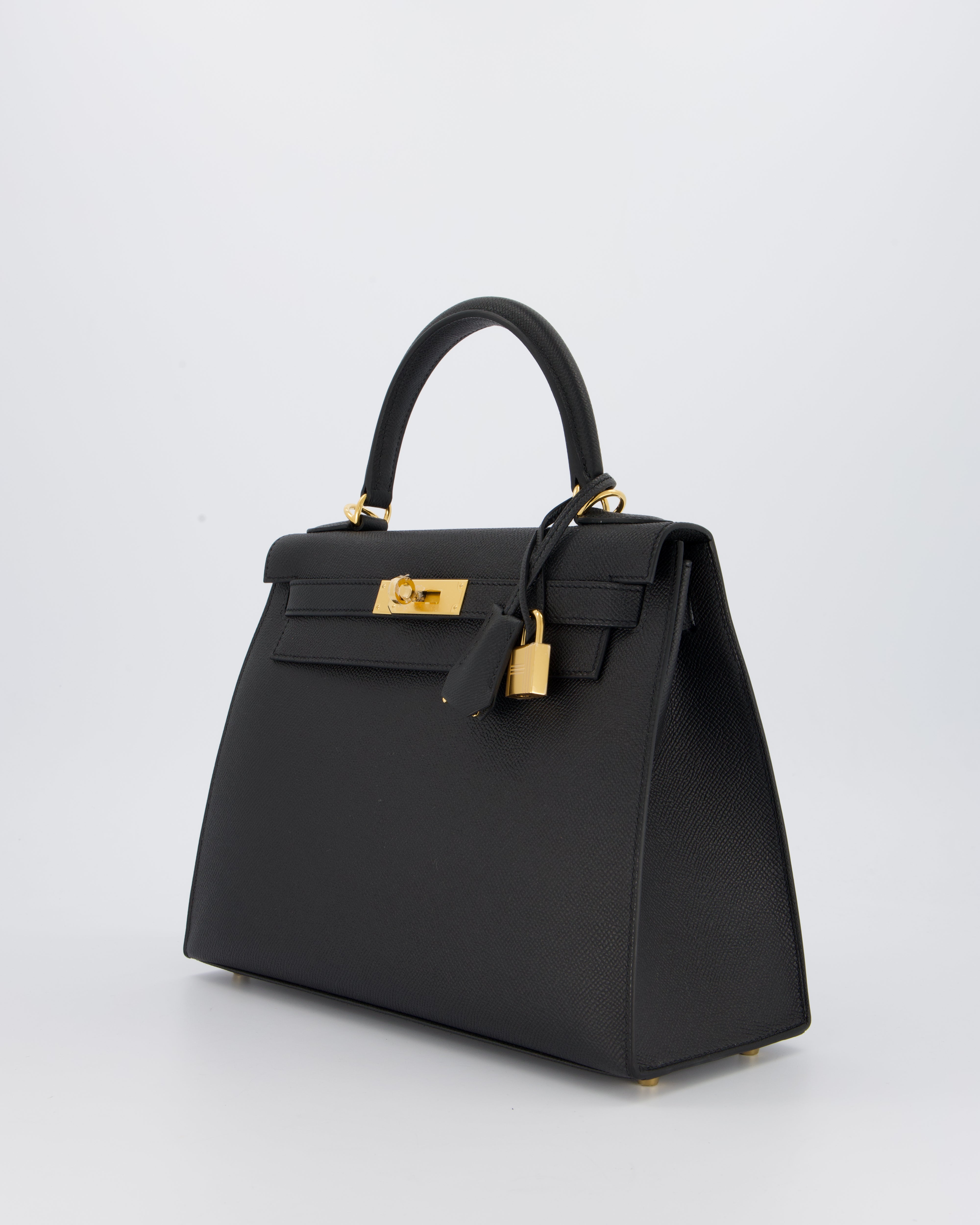 Hermès Kelly 28 Sellier Bag in Noir Epsom Leather with Gold Hardware