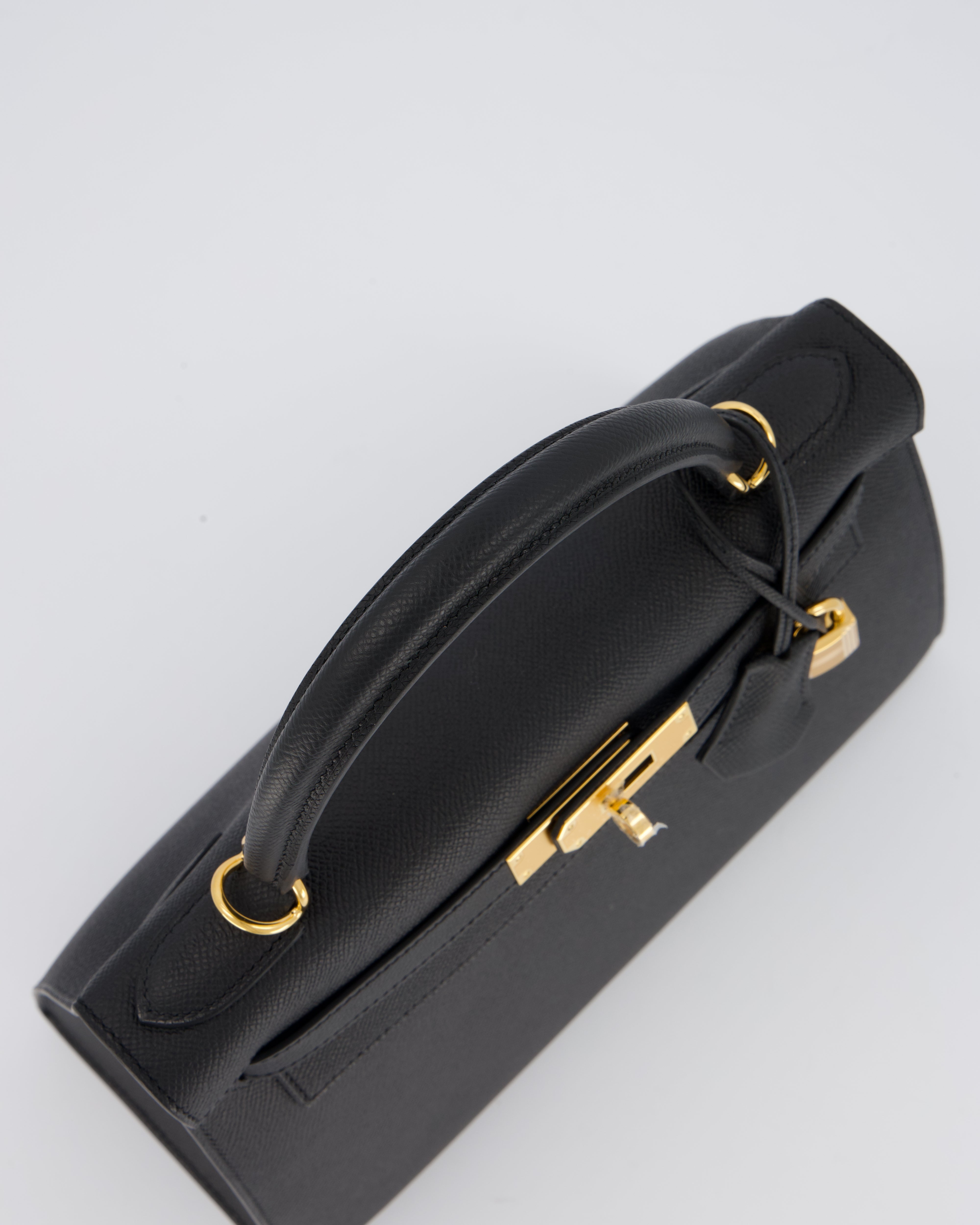 Hermès Kelly 28 Sellier Bag in Noir Epsom Leather with Gold Hardware