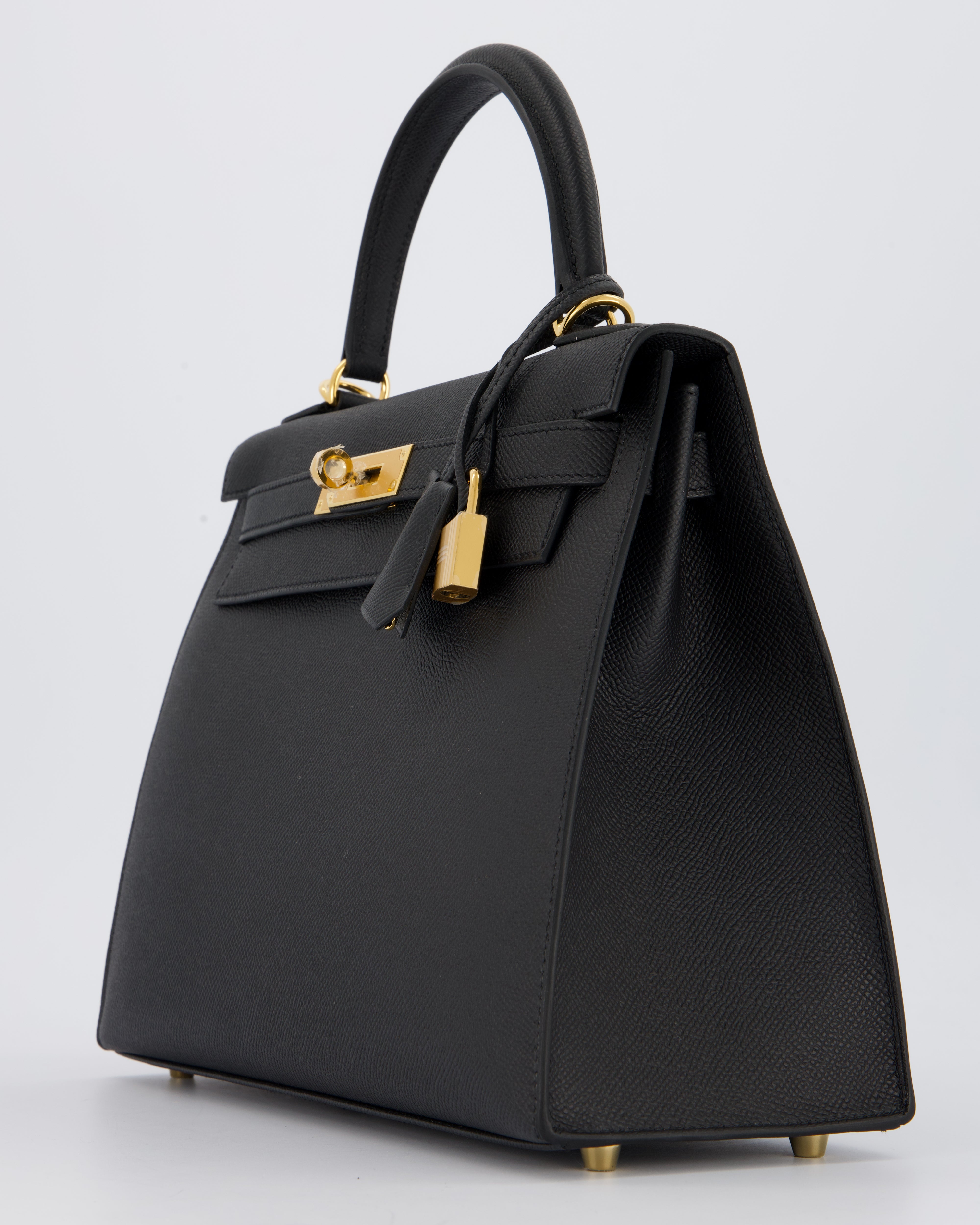 Hermès Kelly 28 Sellier Bag in Noir Epsom Leather with Gold Hardware