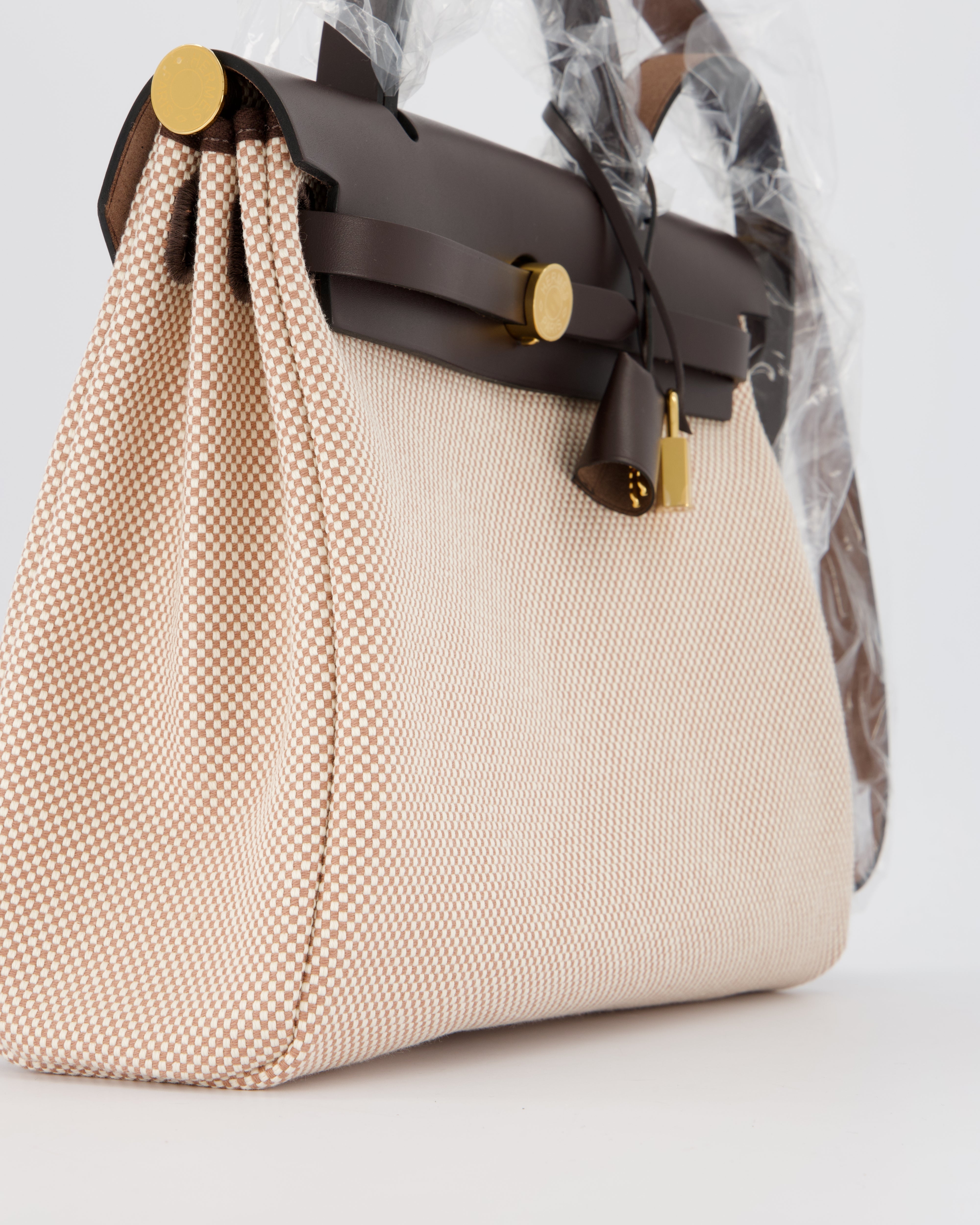 *HOT & RARE* Hermès Herbag 31 Zip Bag in Ecru/Beige Criss Viking Canvas, Ebene Vache Hunter Leather with Gold Hardware