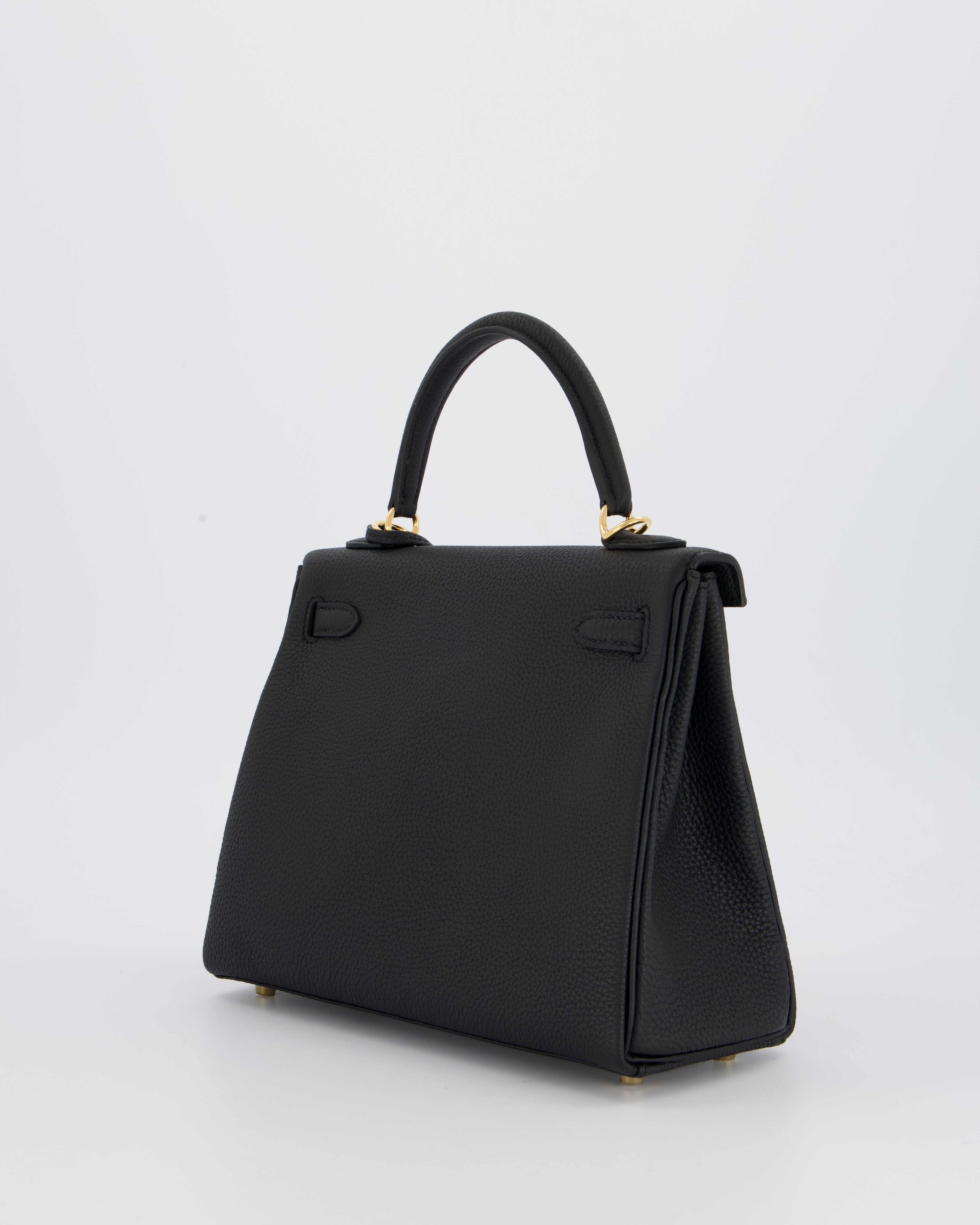 Hermès Kelly 25 Retourne Bag in Noir Togo Leather and Gold Hardware