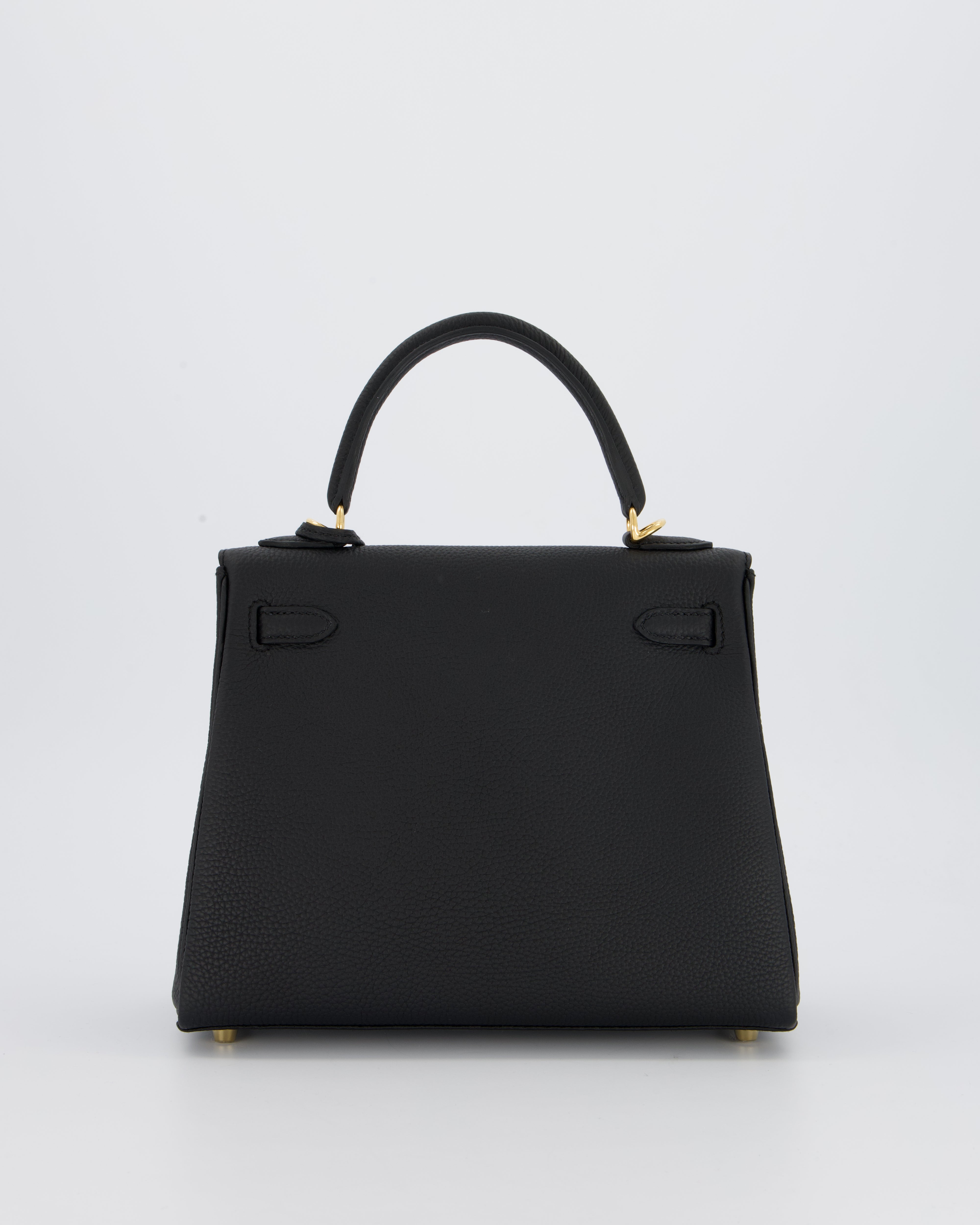 Hermès Kelly 25 Retourne Bag in Noir Togo Leather with Gold Hardware