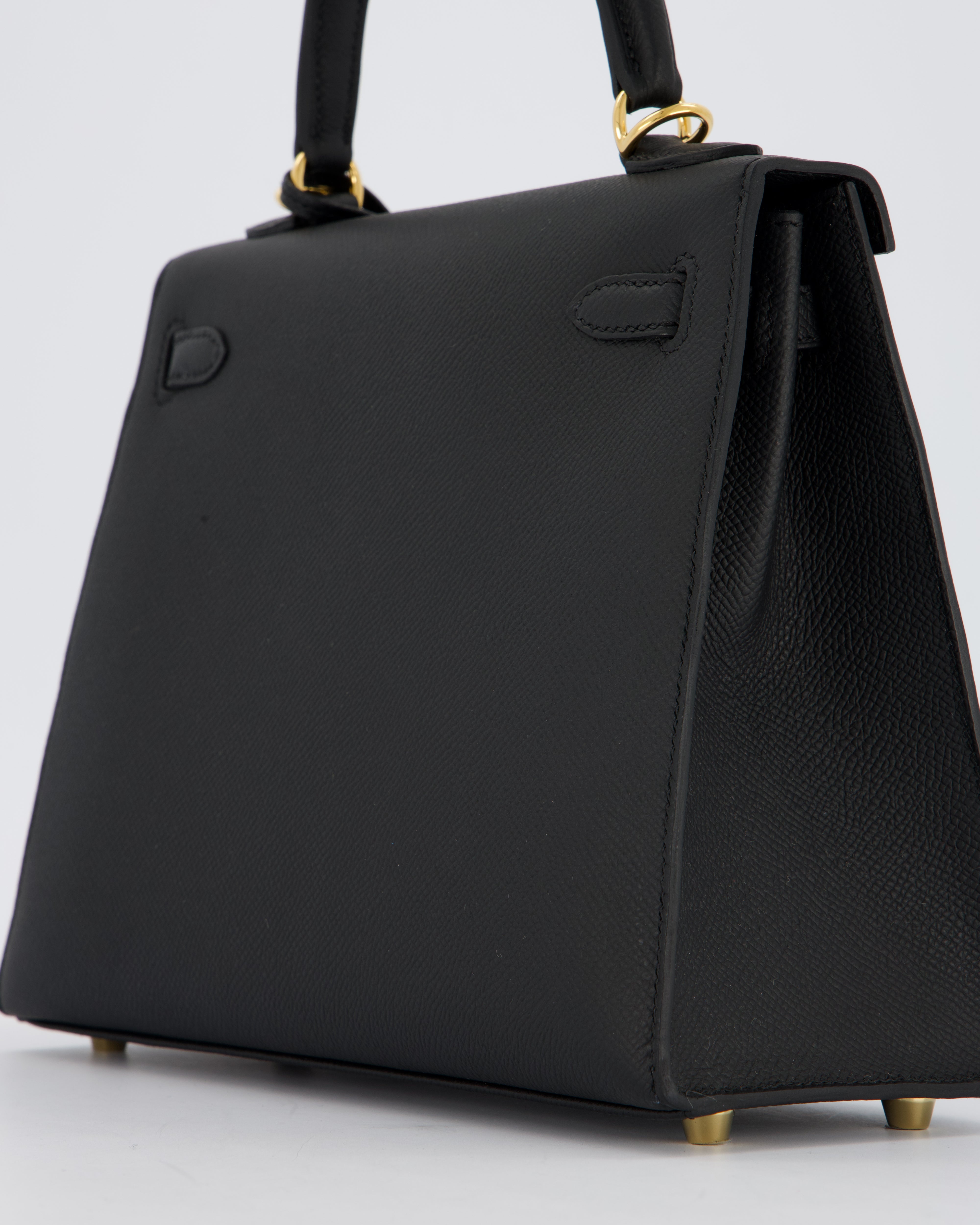 *HOT* Hermès Kelly 25 Sellier Bag in Noir Epsom Leather with Gold Hardware