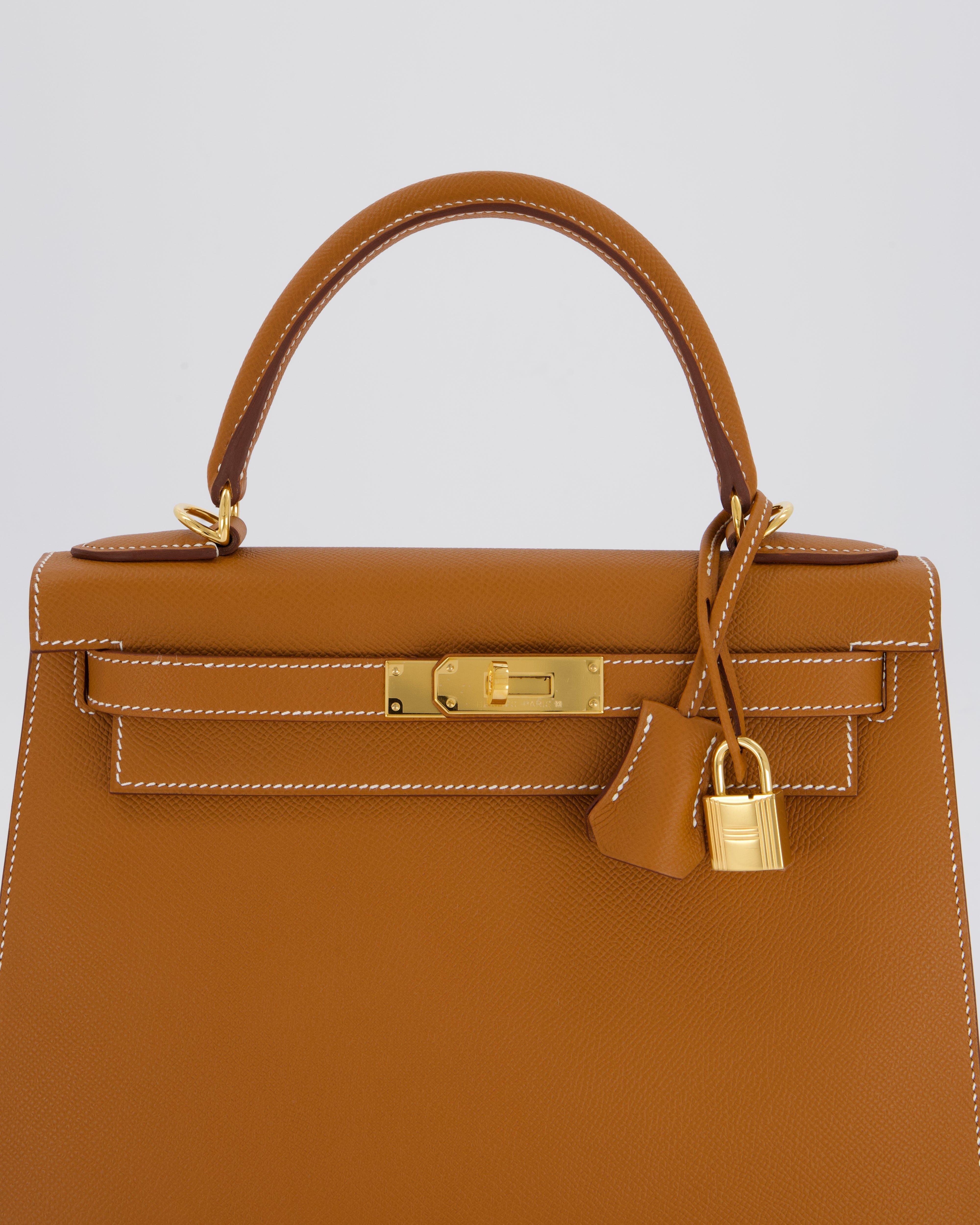 Hermès Kelly 28 Sellier Bag in Gold Epsom Leather with Gold Hardware