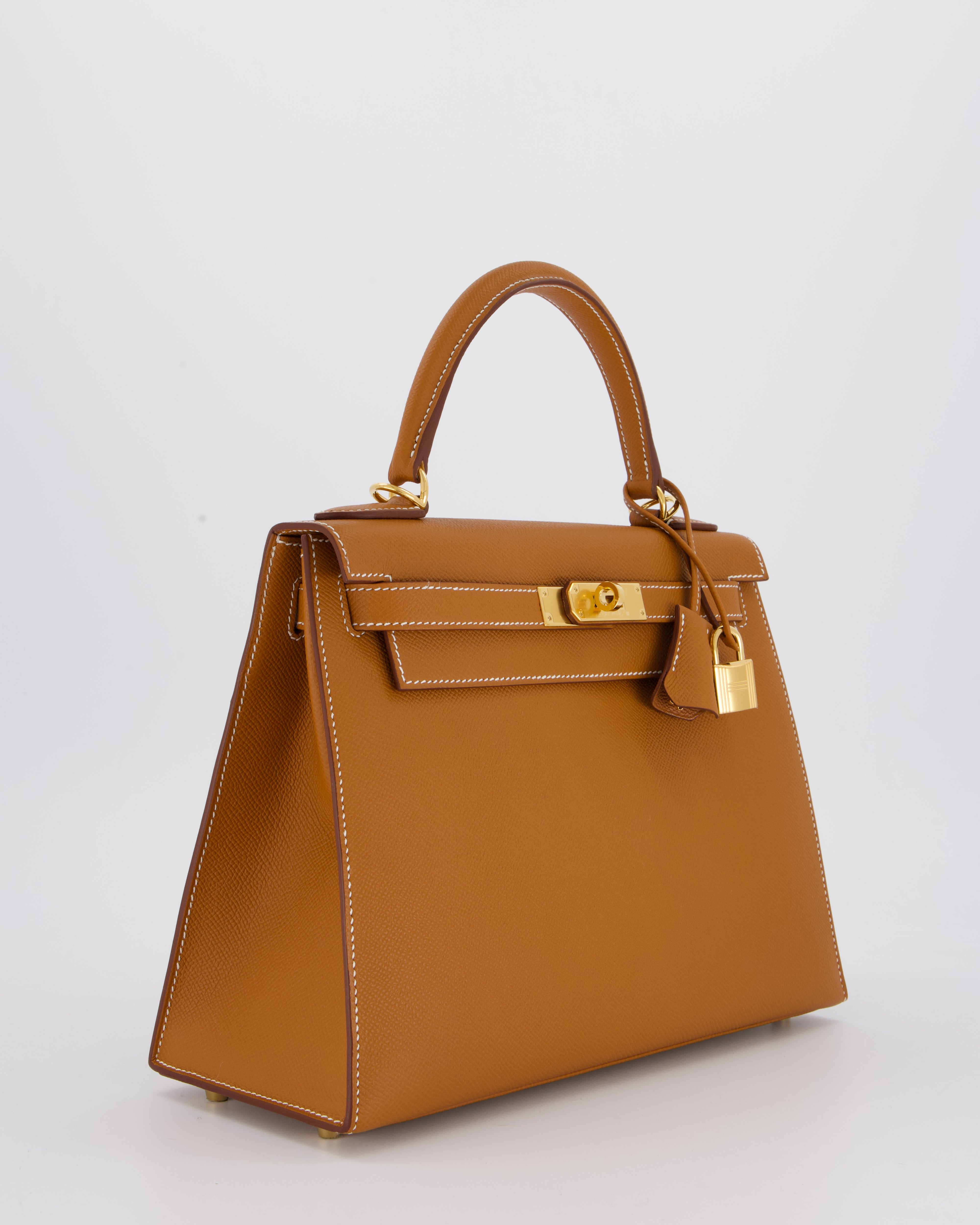 Hermès Kelly 28 Sellier Bag in Gold Epsom Leather with Gold Hardware