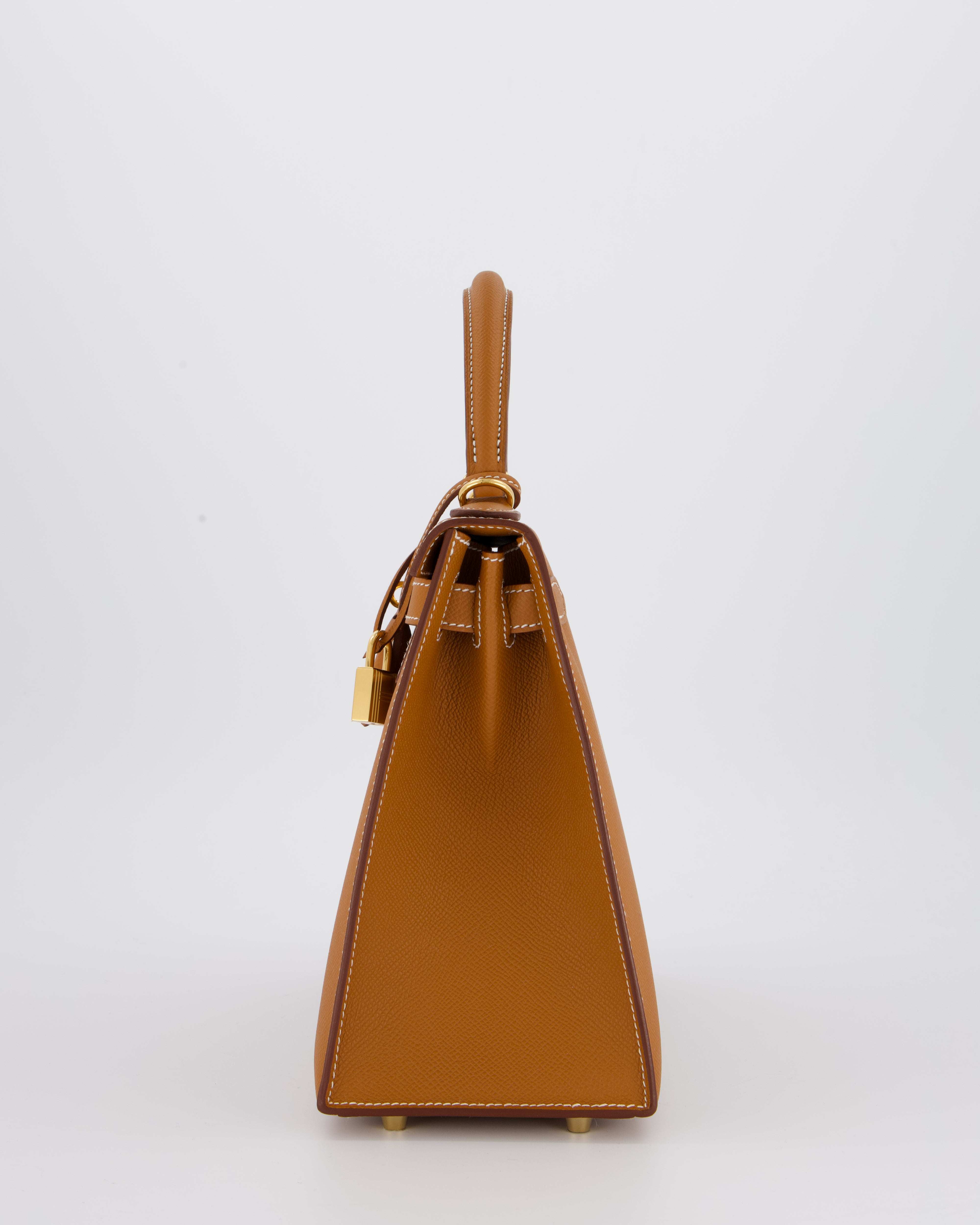 Hermès Kelly 28 Sellier Bag in Gold Epsom Leather with Gold Hardware