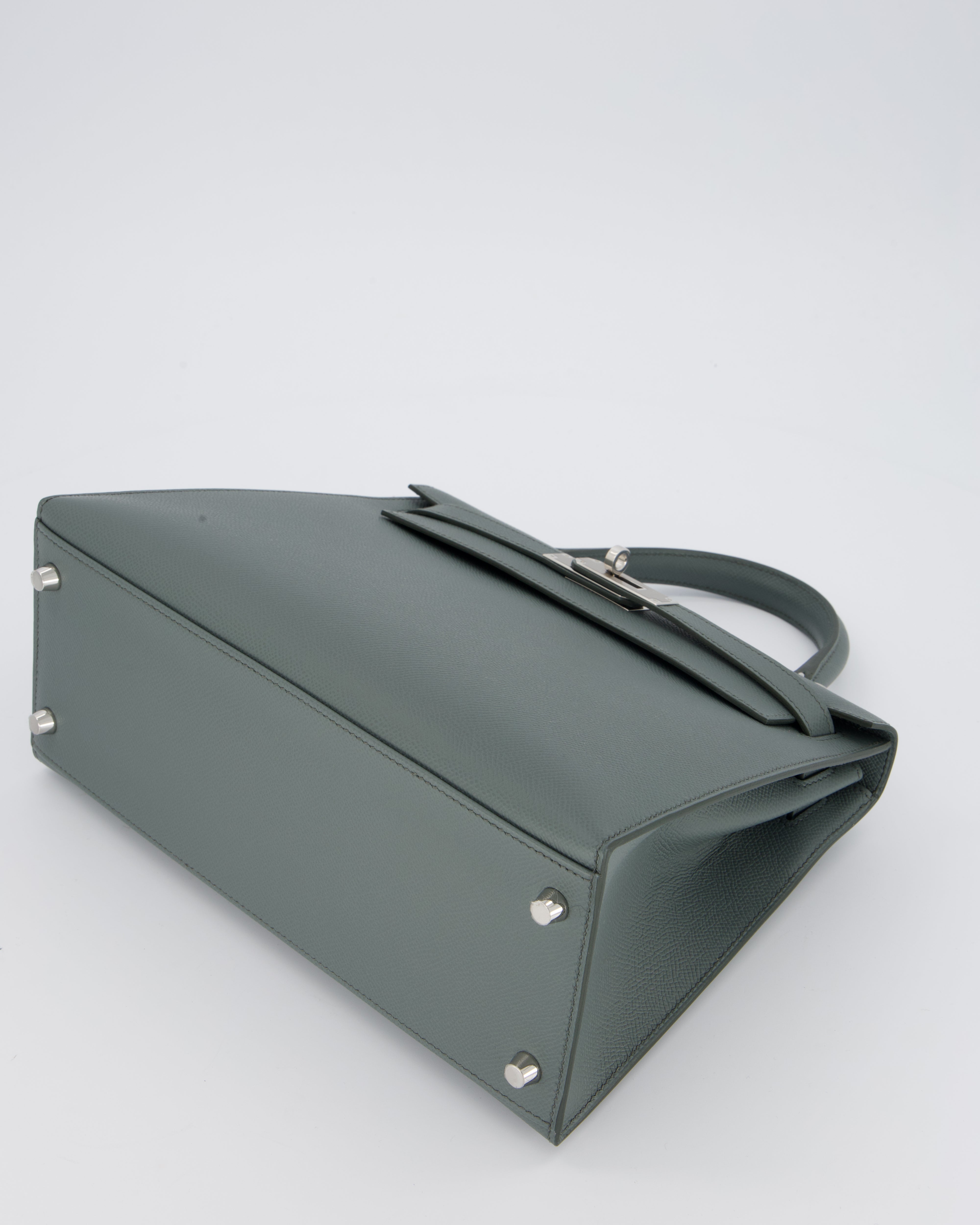 Hermès Kelly 28 Sellier Bag in Vert Amande Epsom Leather with Palladium Hardware