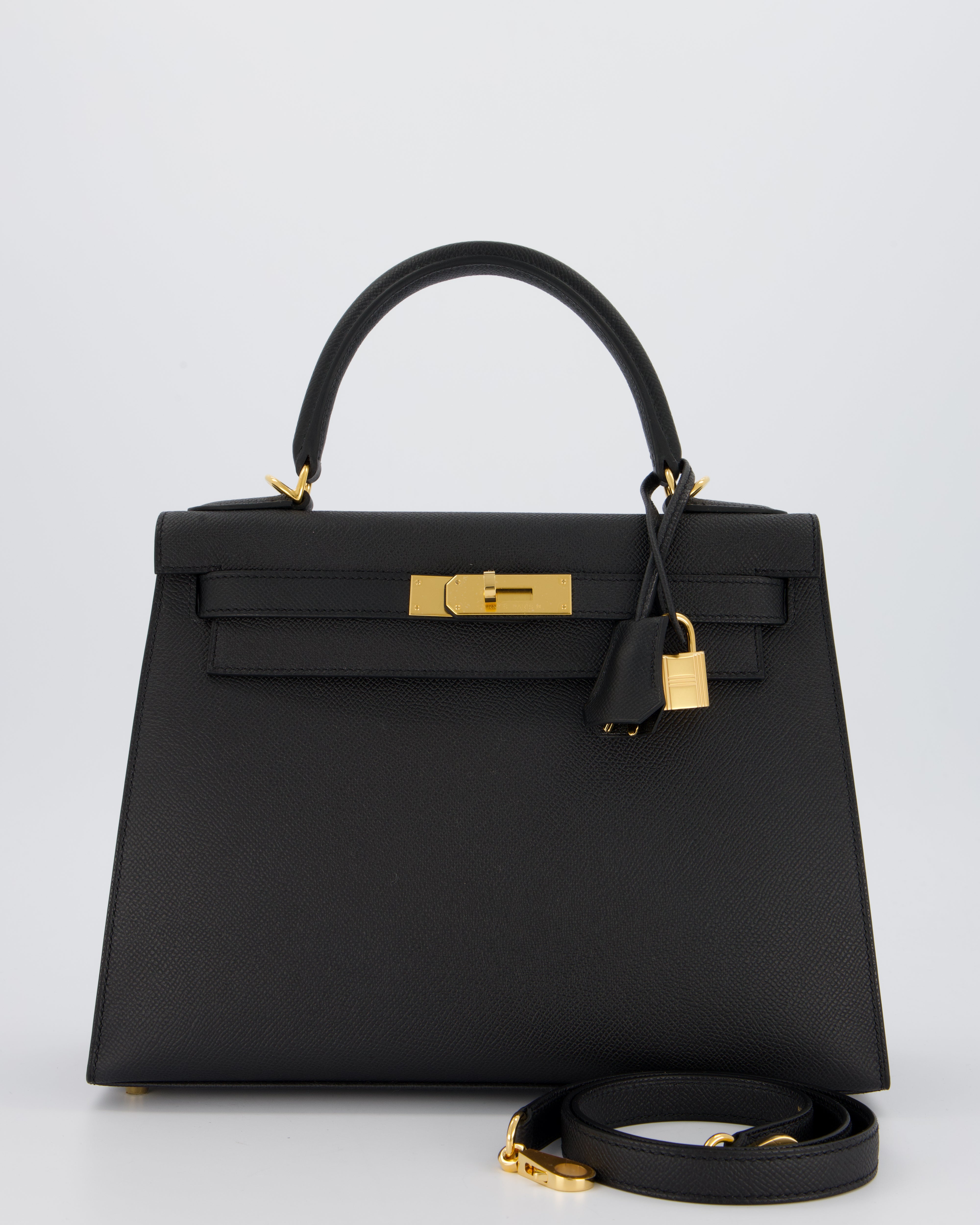 Hermès Kelly 28 Sellier Bag in Noir Epsom Leather with Gold Hardware